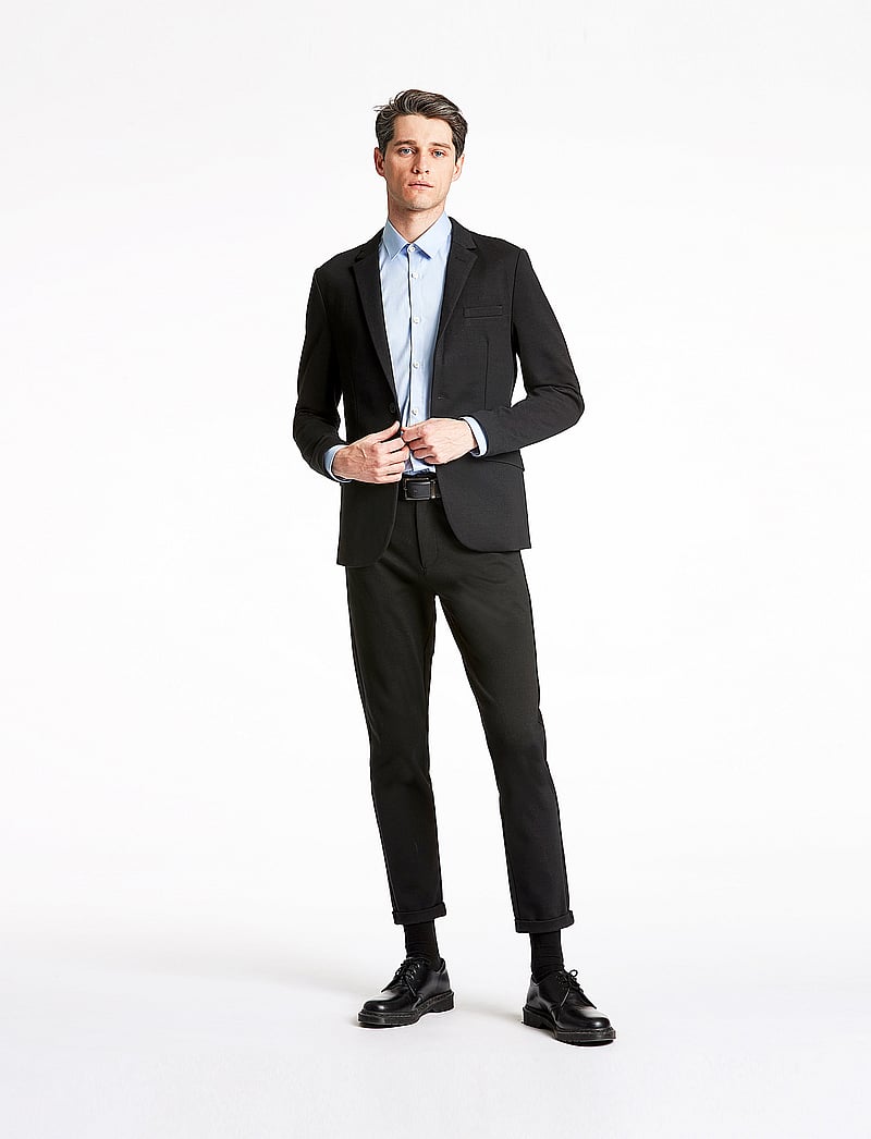 Lindbergh - Superflex knitted blazer - einreiher - black - 0