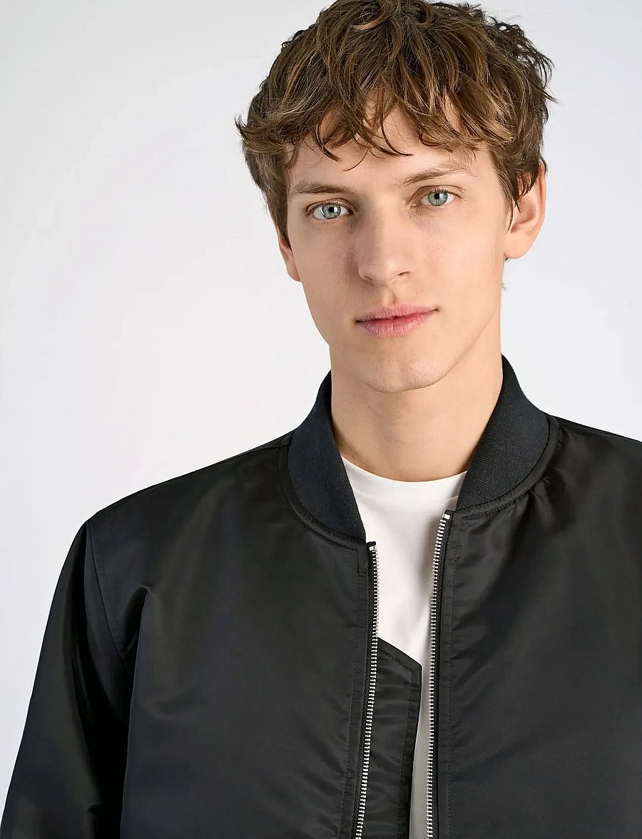 Lindbergh - Padded bomber jacket - sügisjoped - black - 3