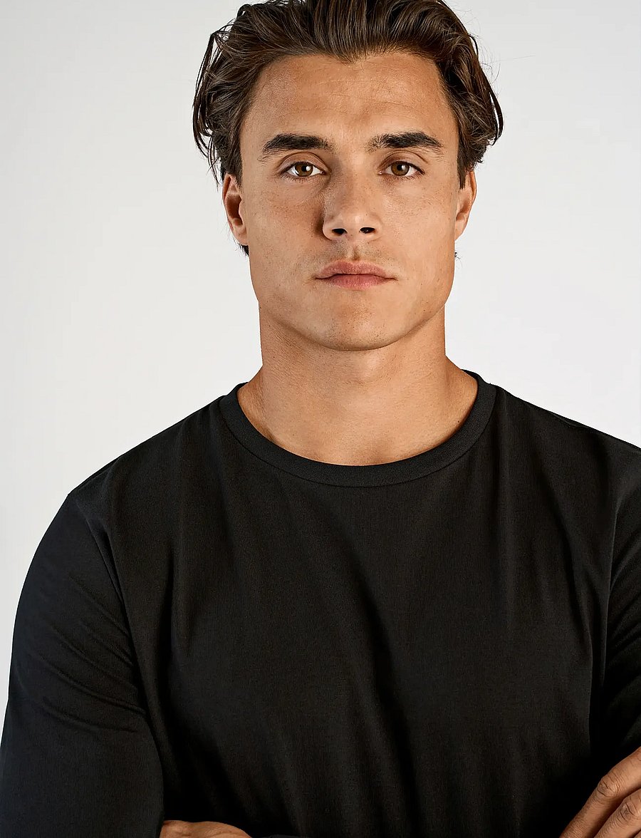 Lindbergh - Basic o-neck stretch tee L/S - långärmade t-shirts - black - 5