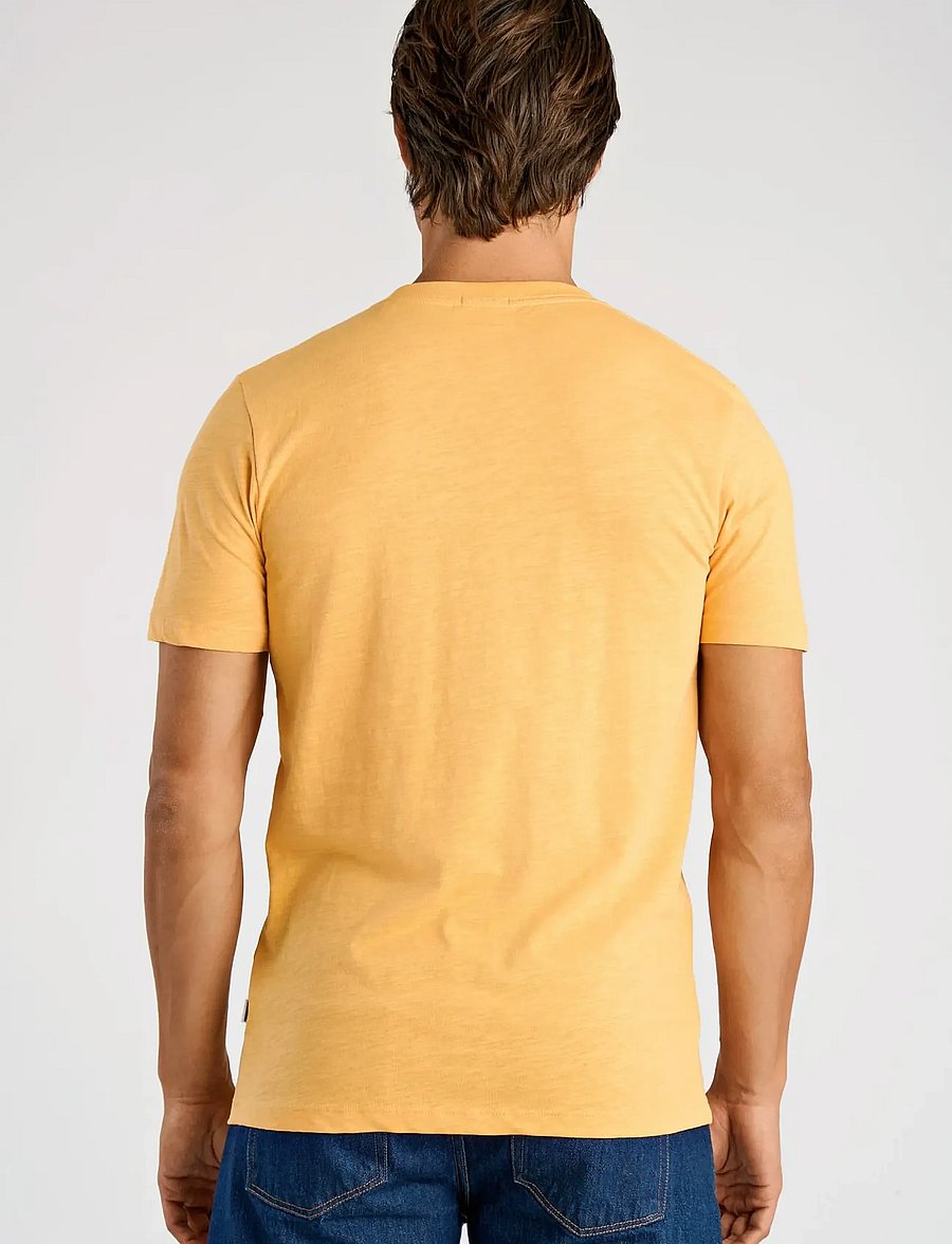 Lindbergh - Organic slub yarn o-neck tee S/S - lühikeste varrukatega t-särgid - soft orange - 4