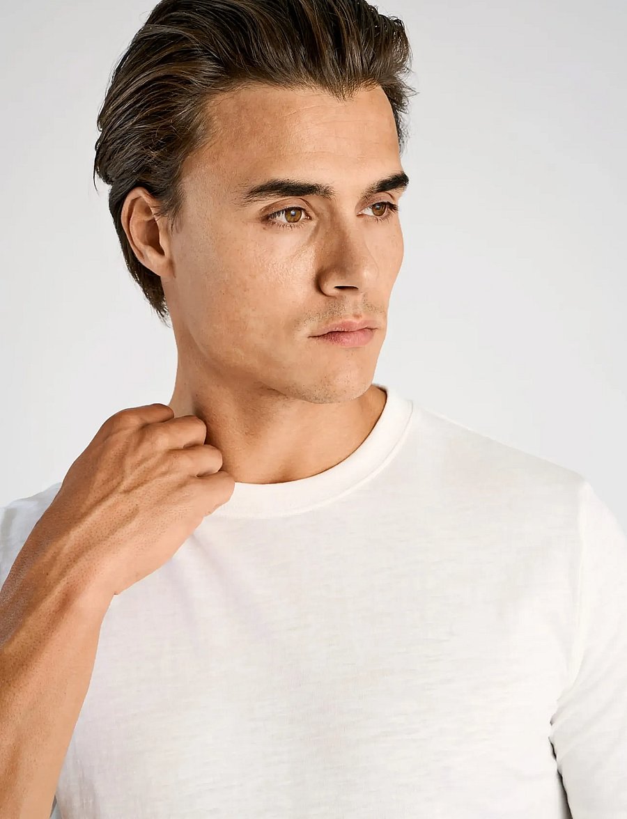 Lindbergh - Organic slub yarn o-neck tee S/S - kortærmede t-shirts - white - 5