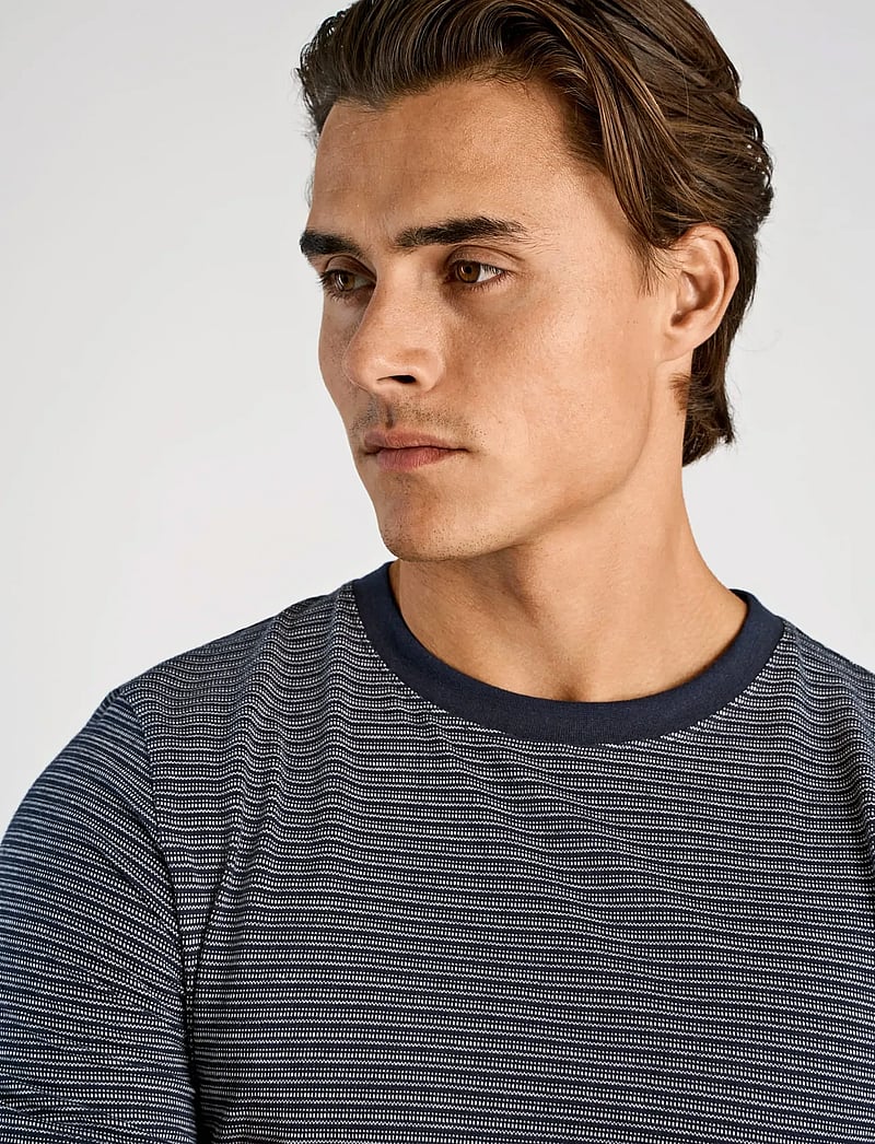 Lindbergh - Striped o-neck tee S/S - kurzärmelig - navy - 5