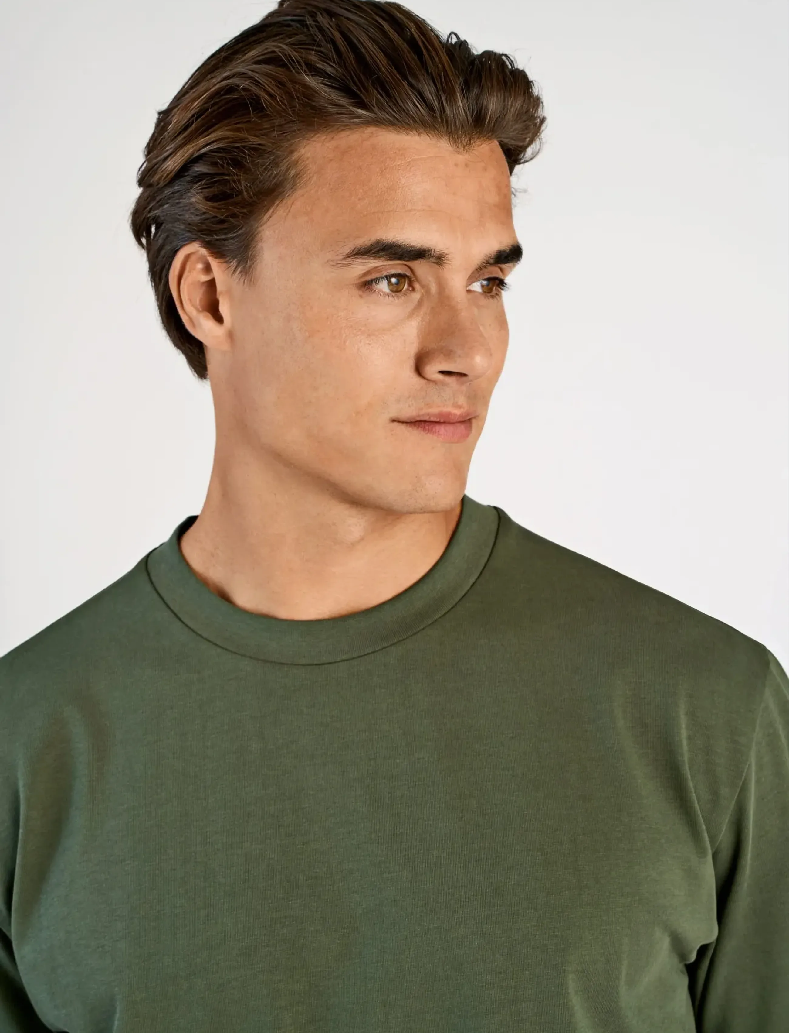 Lindbergh - O-neck tee oversize S/S - short-sleeved t-shirts - army - 5