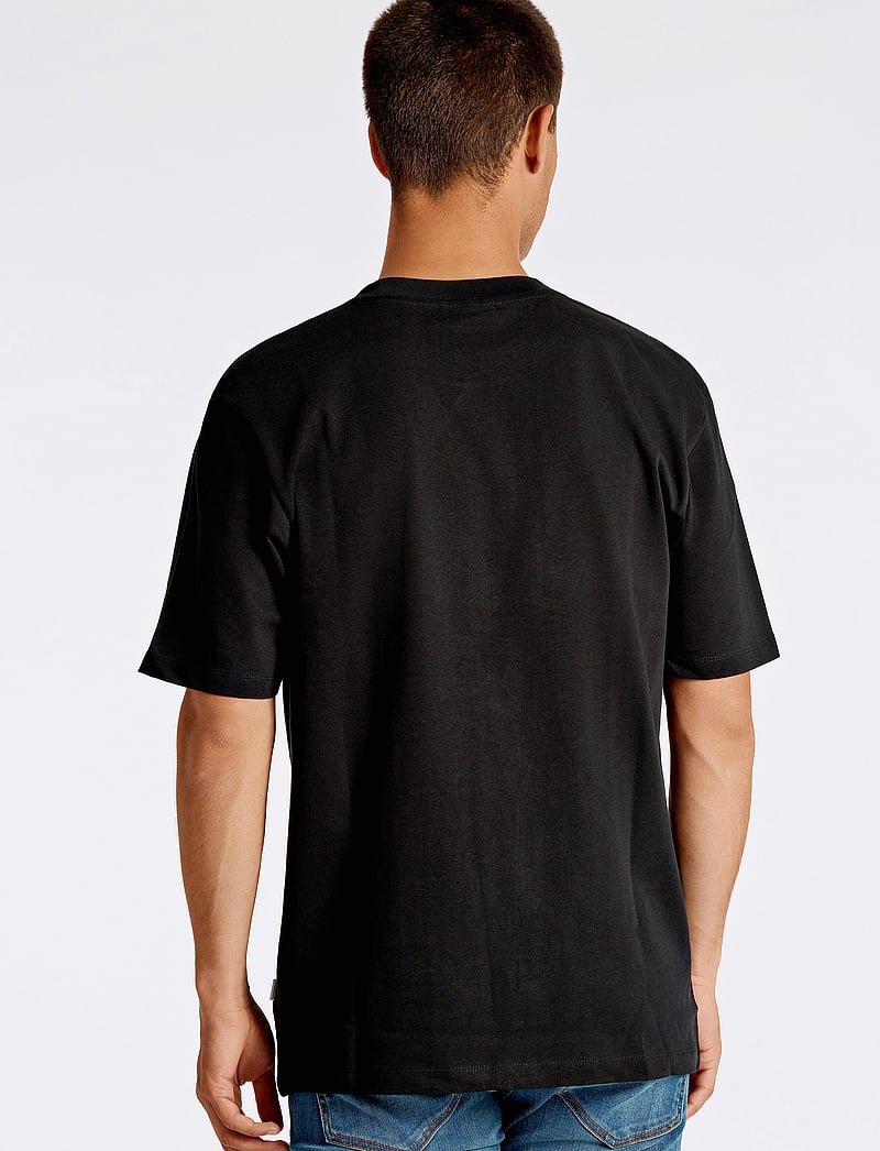 Lindbergh - O-neck tee oversize S/S - lühikeste varrukatega t-särgid - black - 3