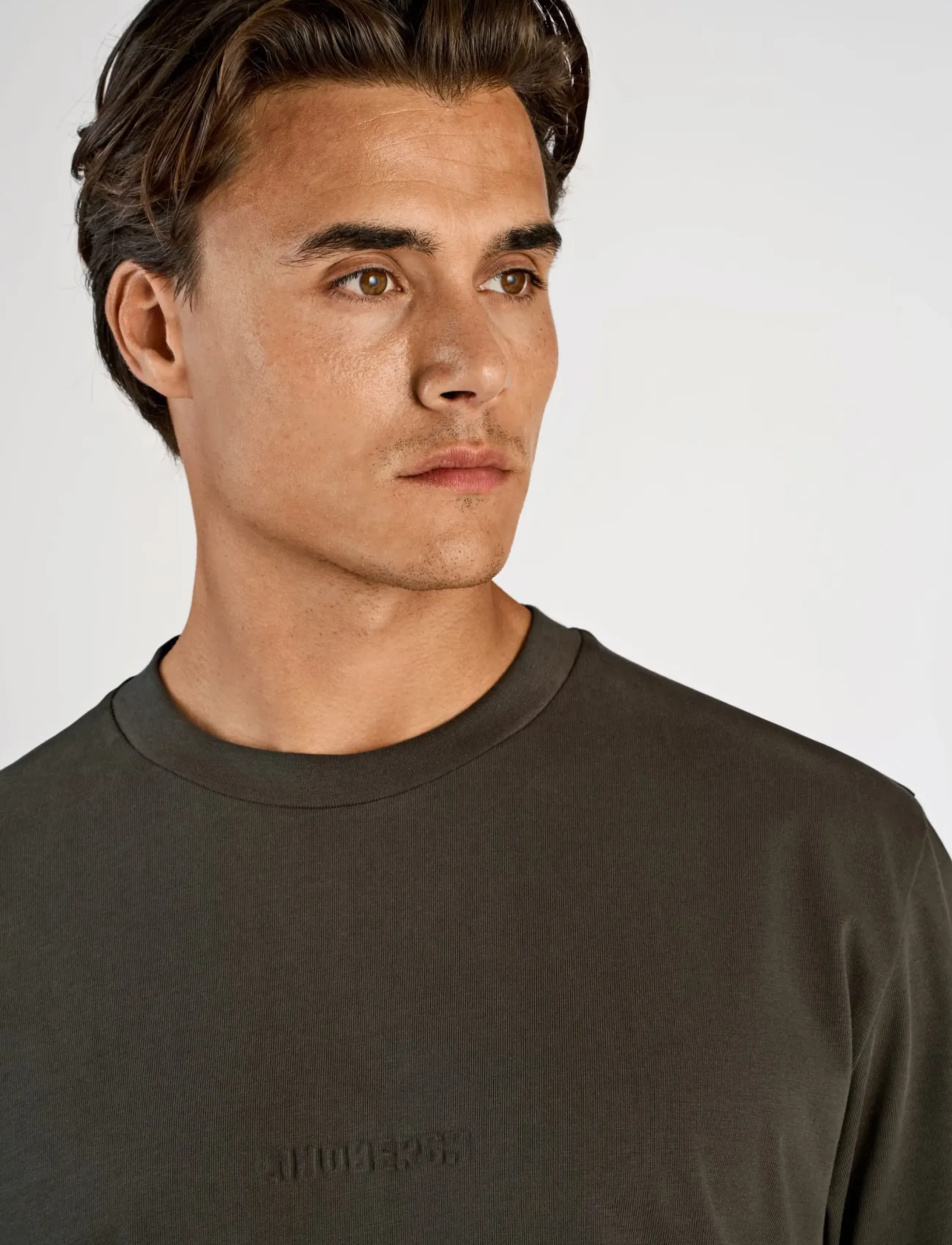Lindbergh - Oversized brand carrier tee S/S - kortärmade t-shirts - ebony brown - 5