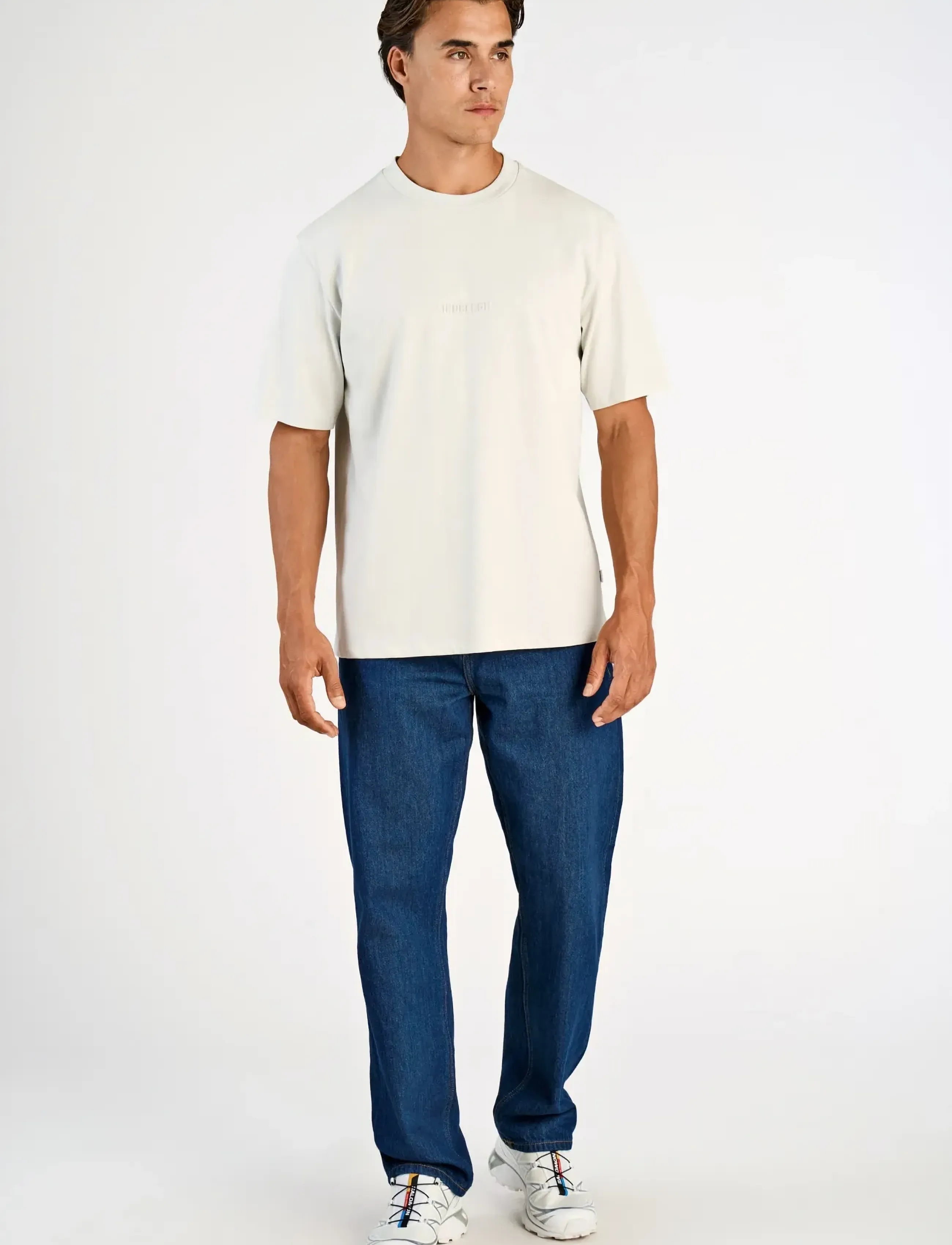 Lindbergh Oversized brand carrier tee S/S - T-shirts - FAIR GREY / cream