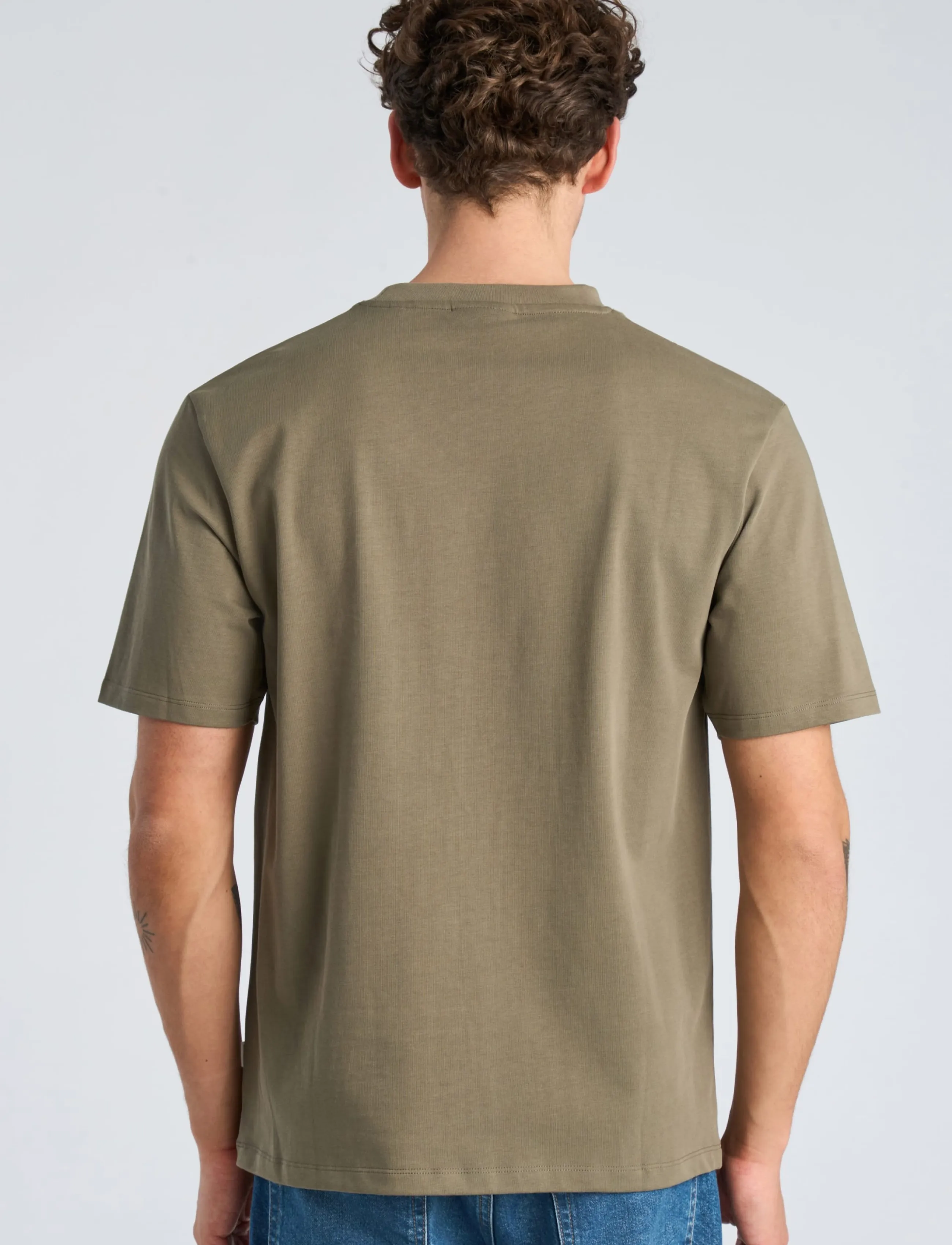 Lindbergh Oversized Logo Tee S/S t-shirts - bas herr – bild 3