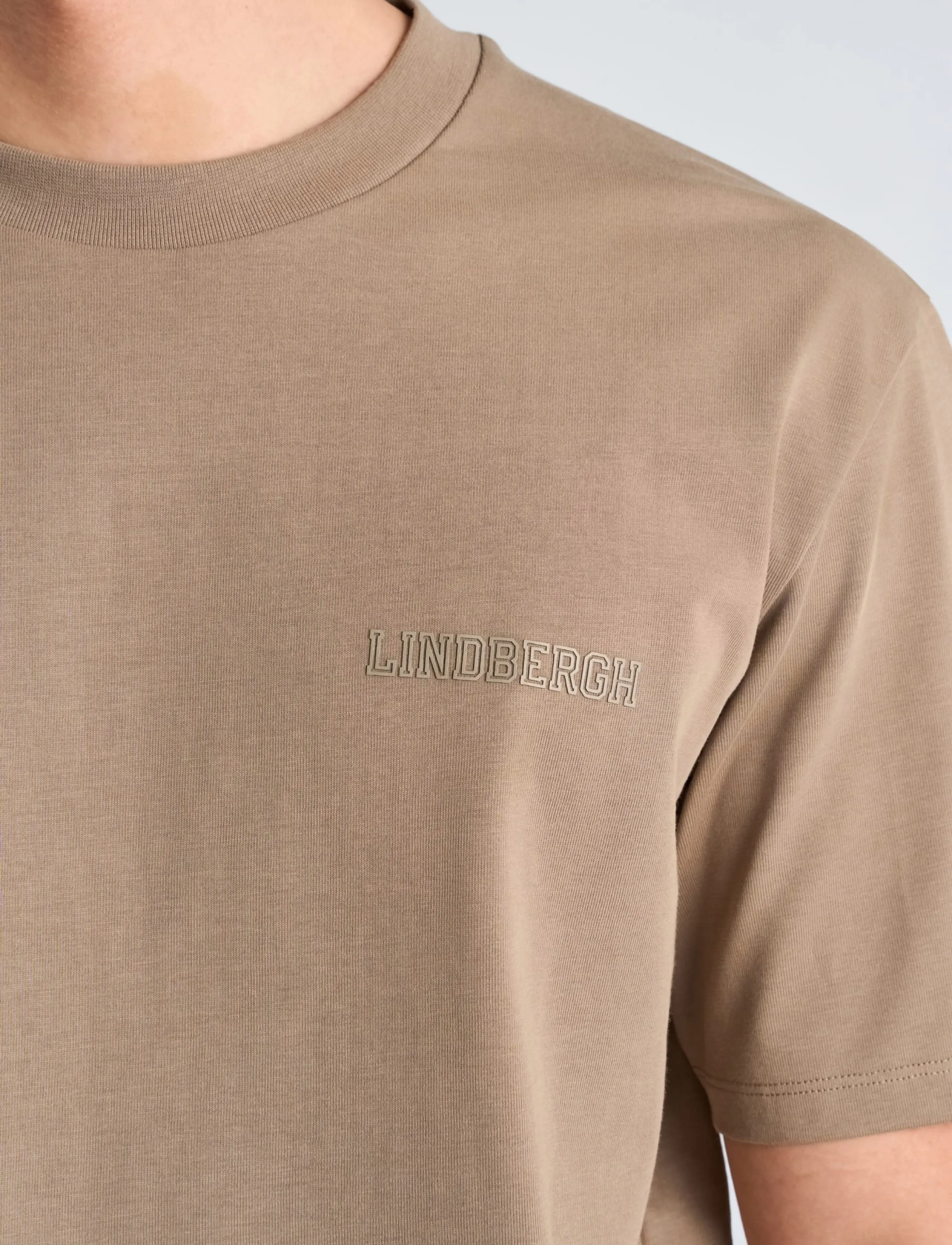 Lindbergh Oversized Logo Tee S/S t-shirts - bas herr – bild 5