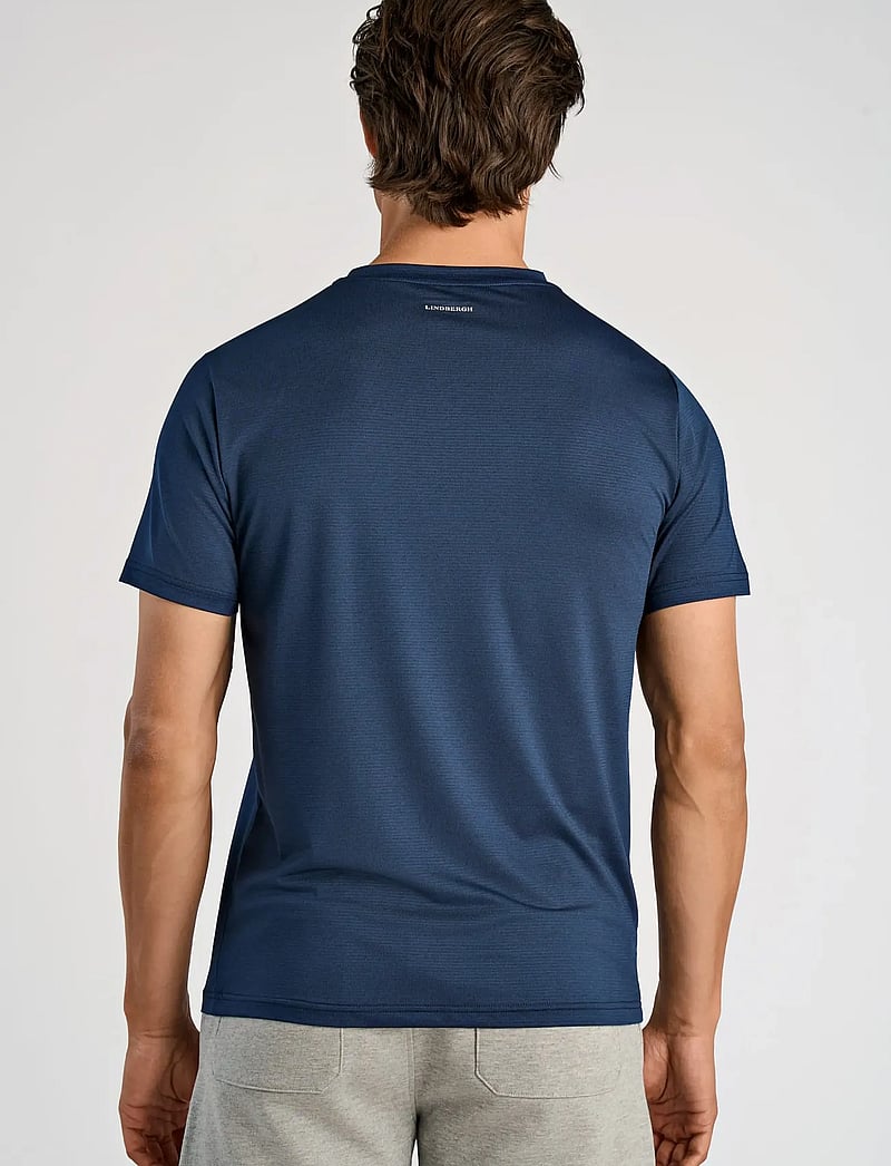 Lindbergh - Technical fast dry tee S/S - alussärgid ja t-särgid - navy blend - 4