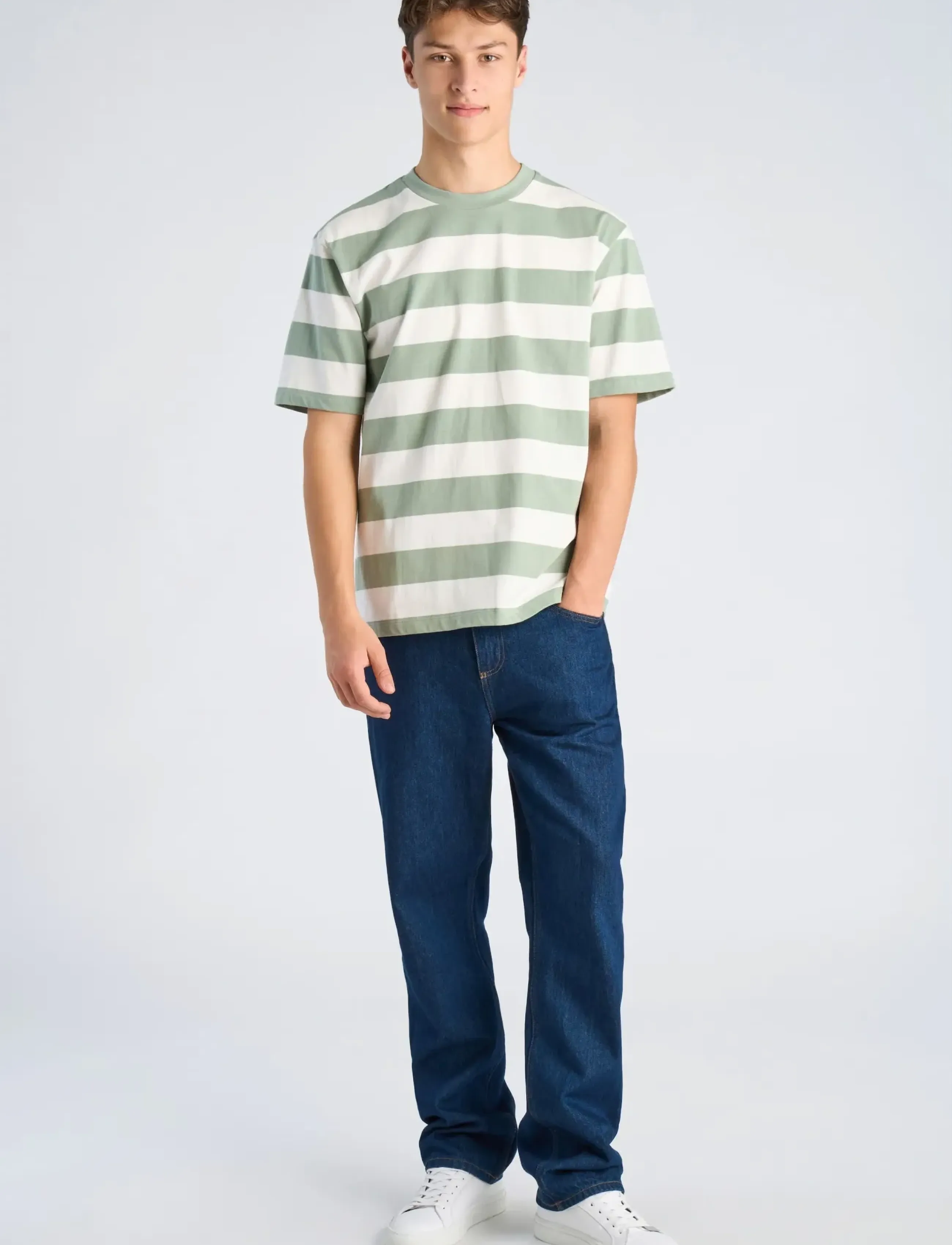 Lindbergh Striped oversized o-neck tee S/S - T-shirts - SAGE GREEN / green