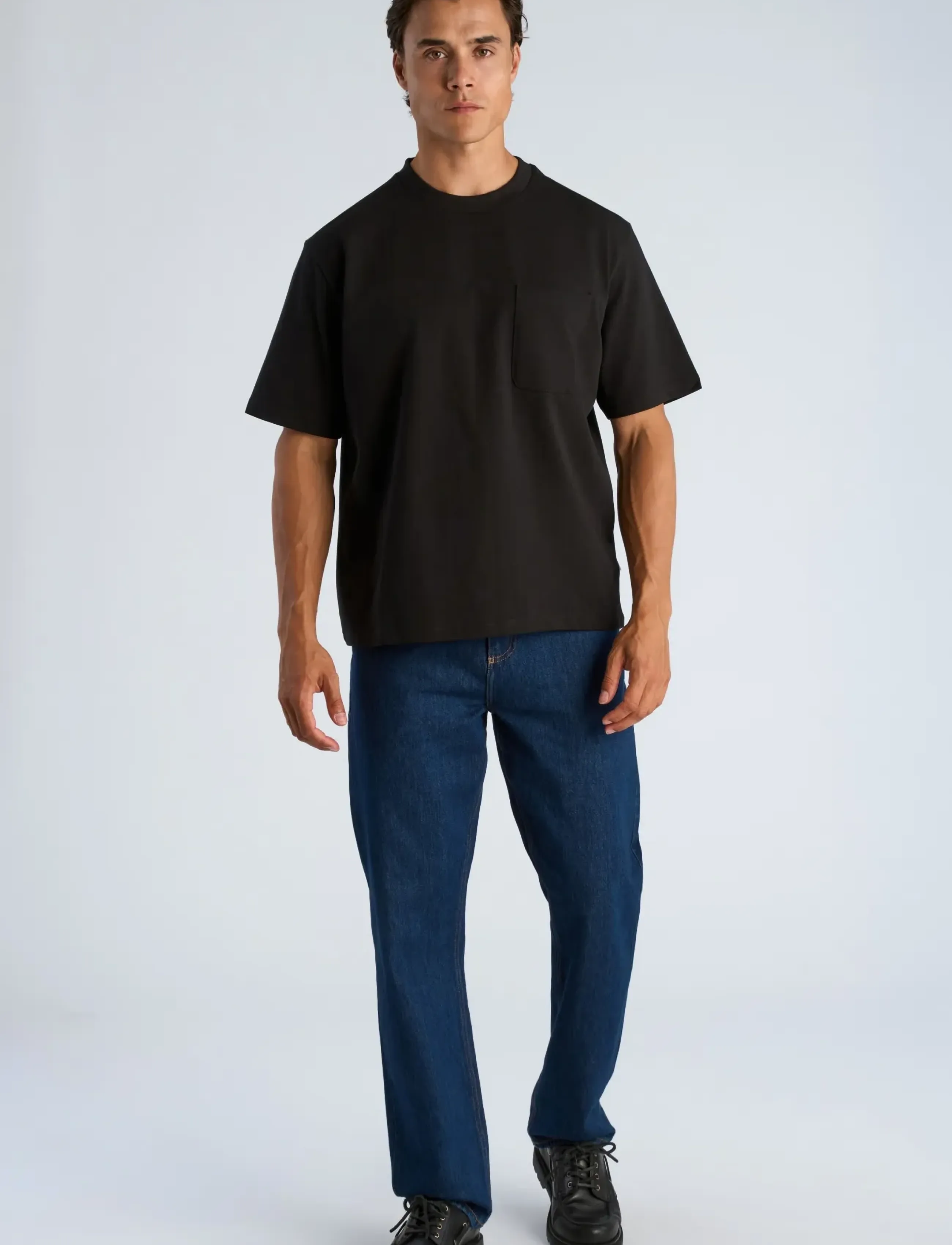 Lindbergh O-neck tee oversized cropped S/S - T-särgid - BLACK / black