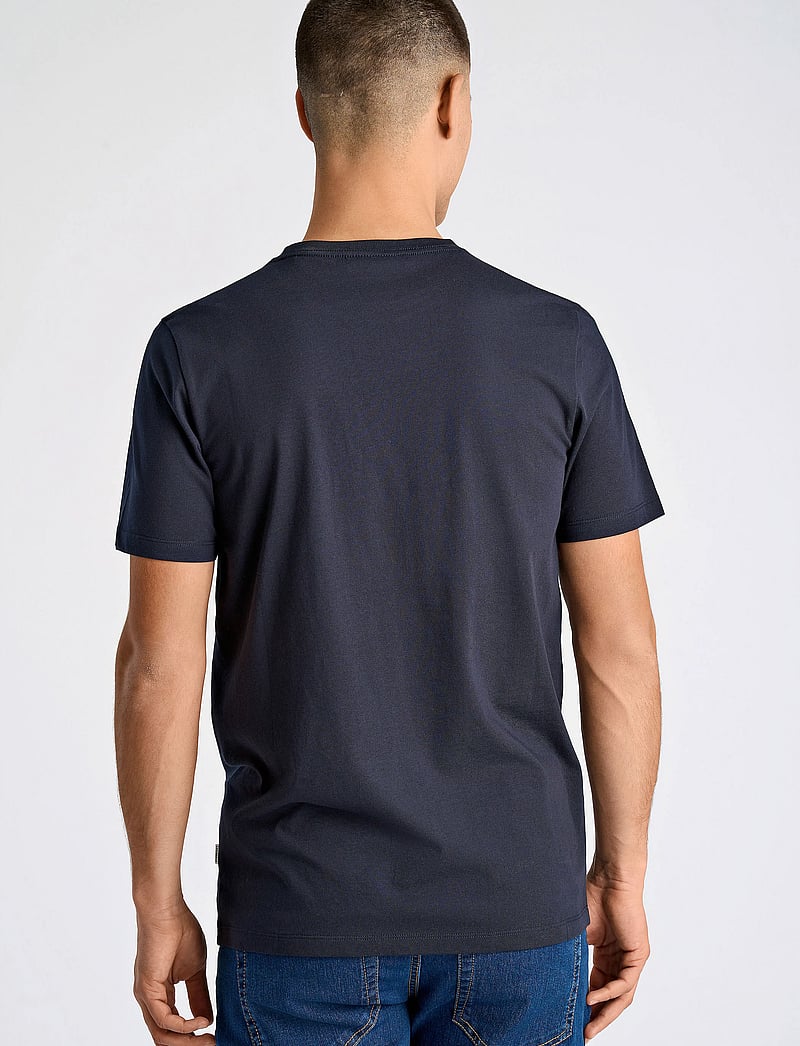 Lindbergh - Copenhagen print tee S/S - kortærmede t-shirts - navy - 3