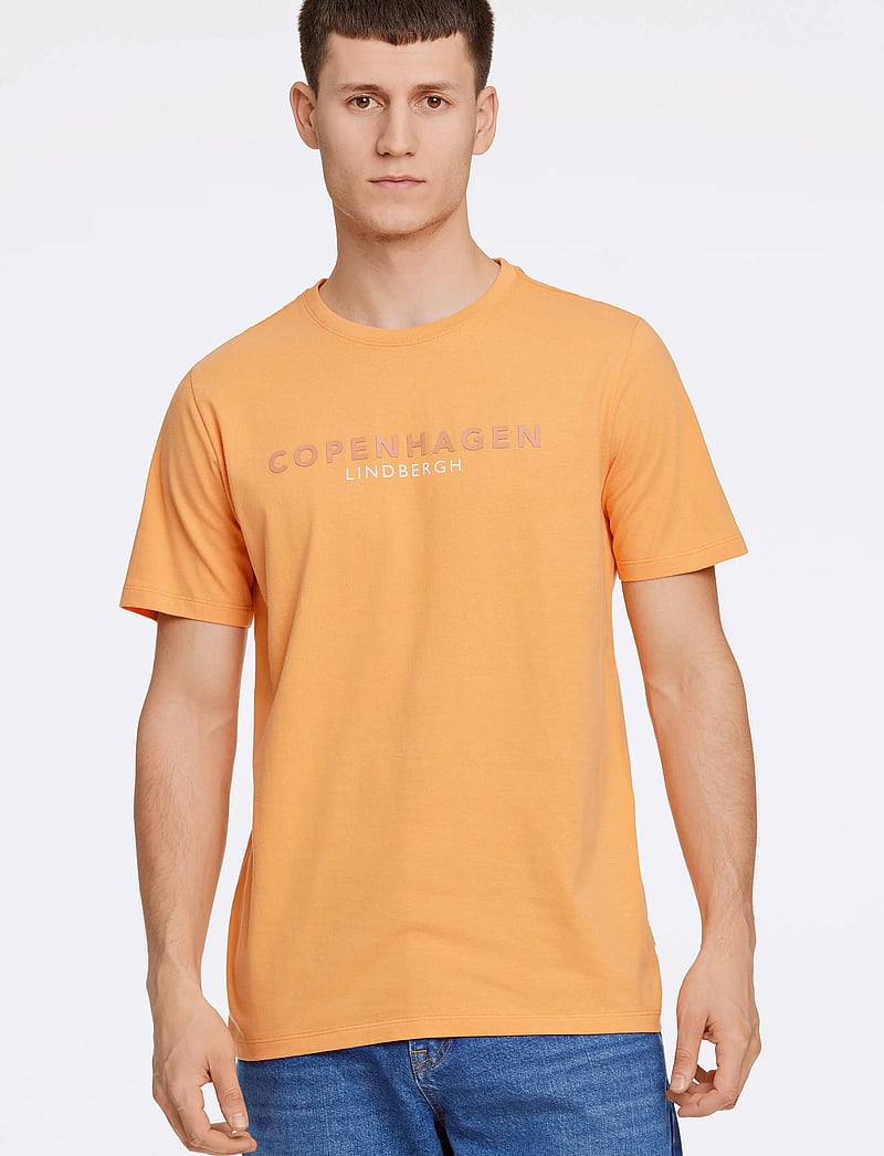 Lindbergh - Copenhagen print tee S/S - kortärmade t-shirts - peachy - 0