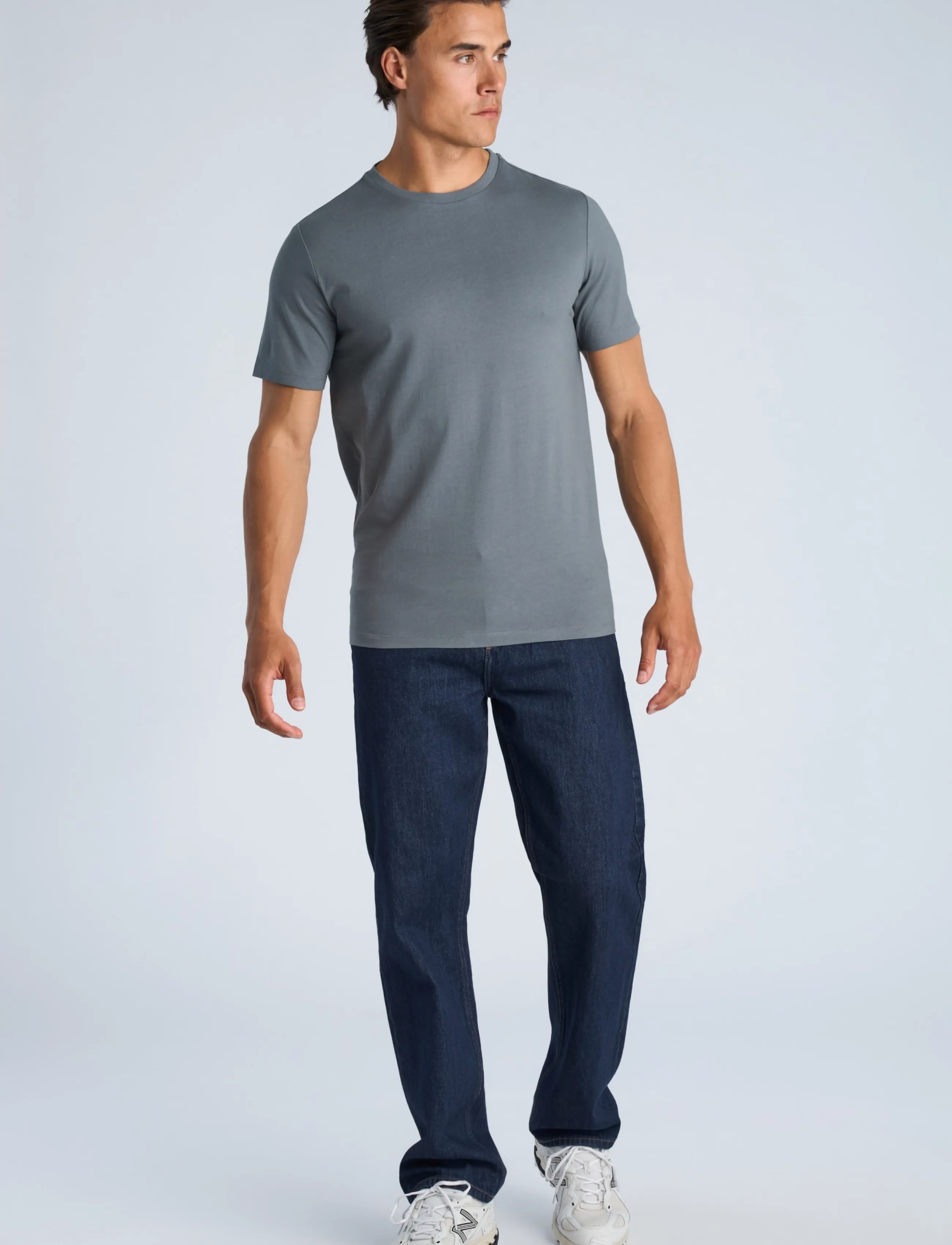 Lindbergh Basic tee S/S - Clothing - BLUE GREY / blue