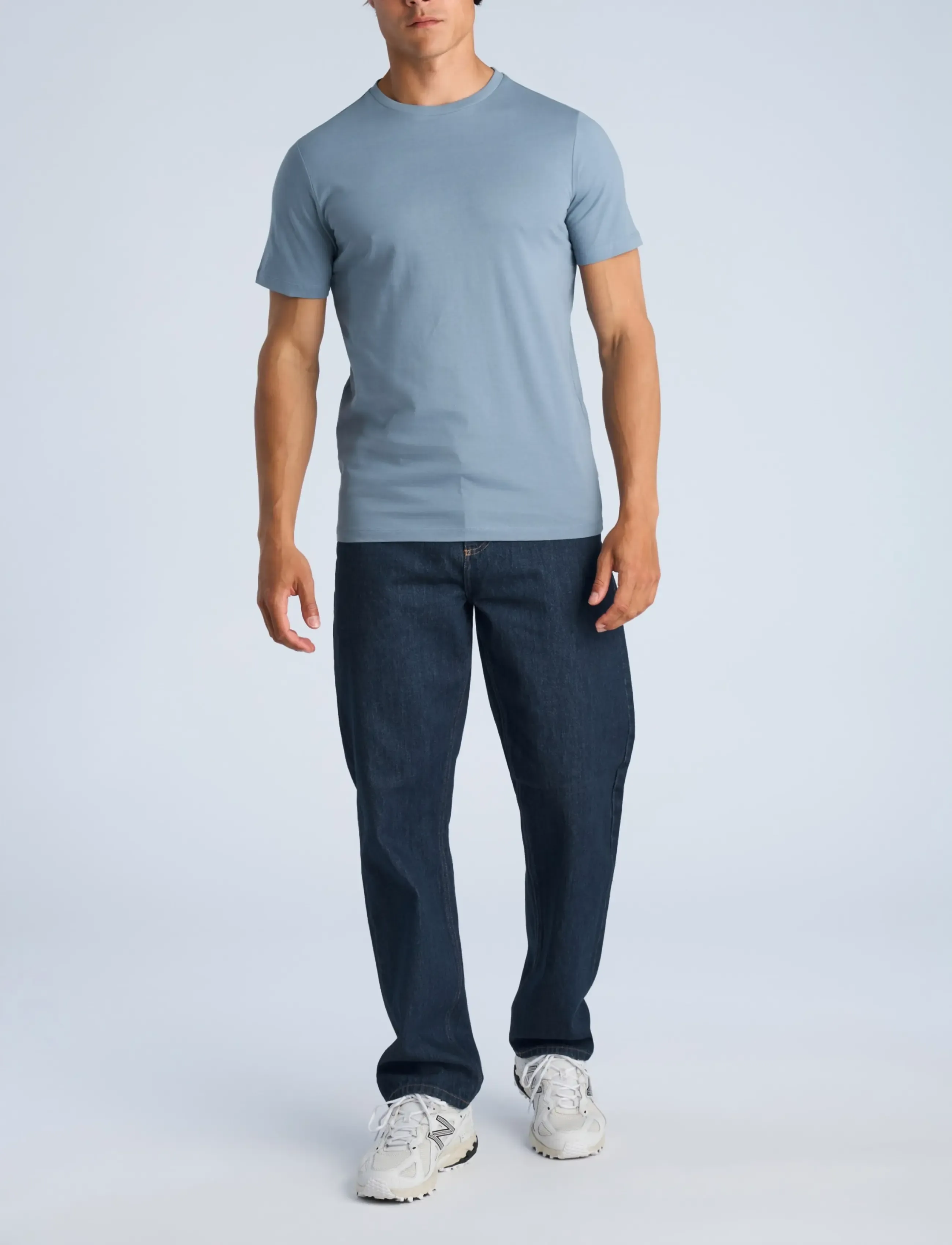 Lindbergh Basic tee S/S - Clothing - MID BLUE / blue