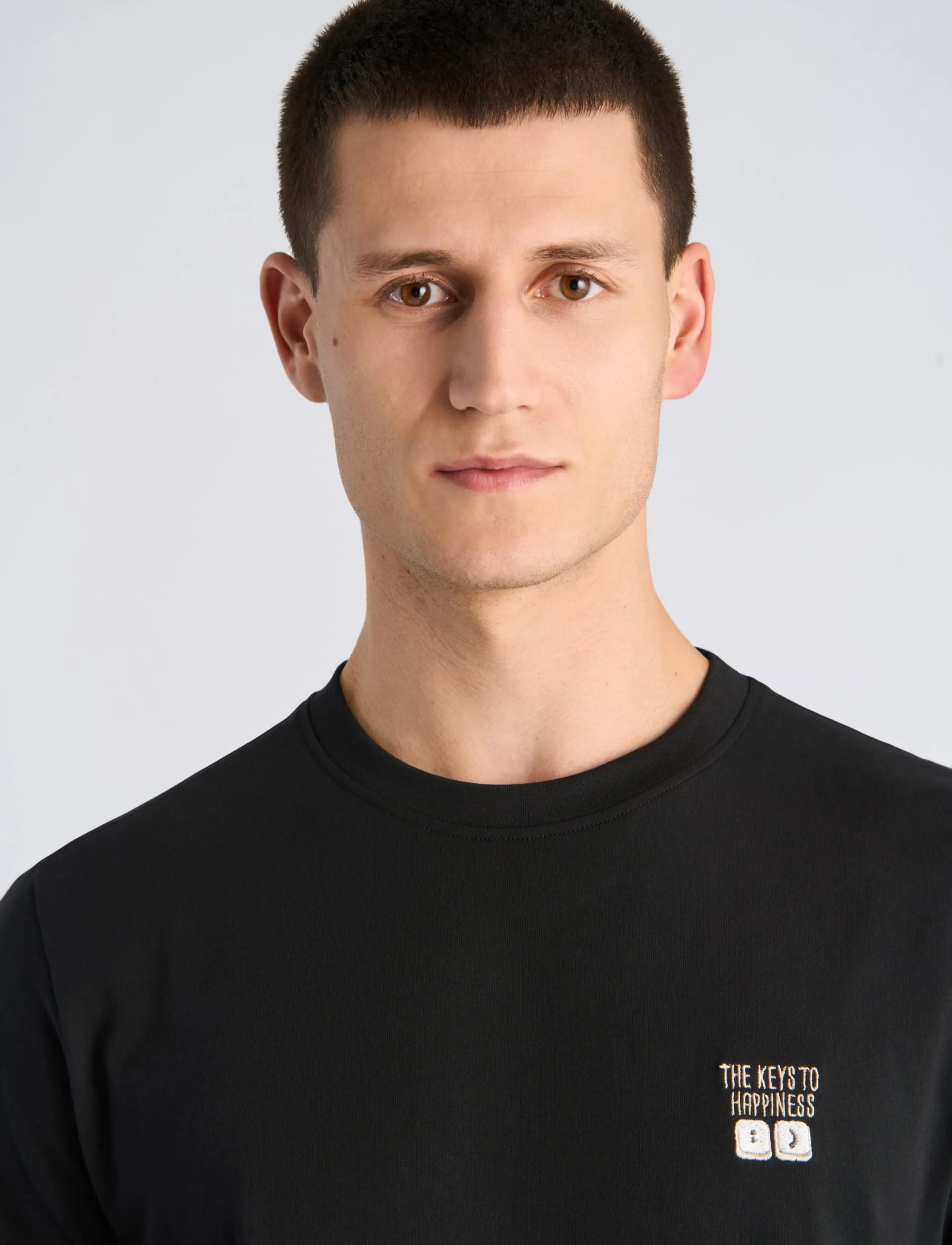 Lindbergh - Embroidery tee S/S - kortärmade t-shirts - black night - 5