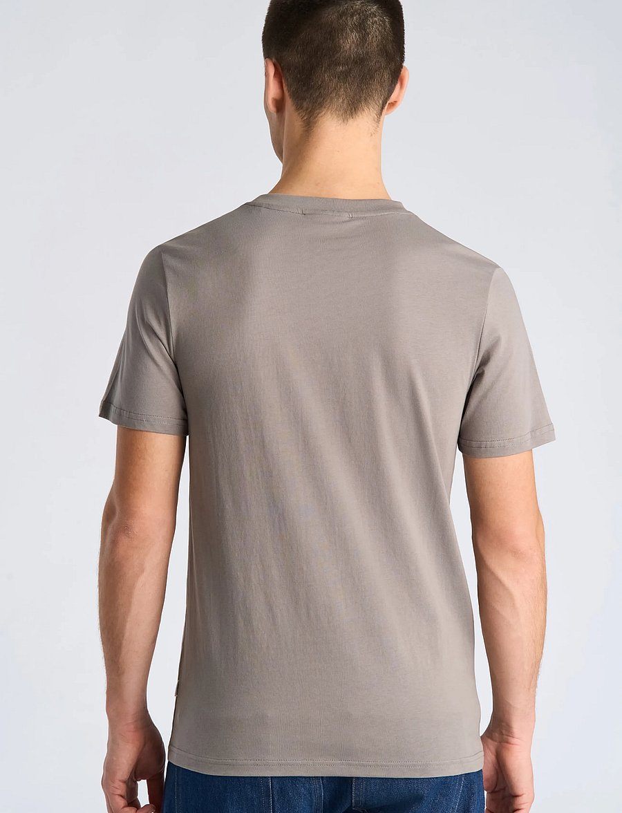 Lindbergh - Embroidery tee S/S - kortärmade t-shirts - grey dusk - 4