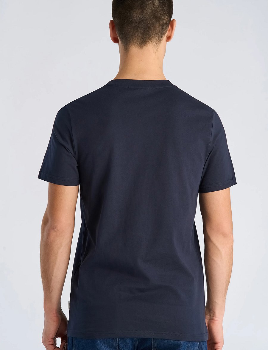 Lindbergh - Embroidery tee S/S - kortärmade t-shirts - navy coast - 4