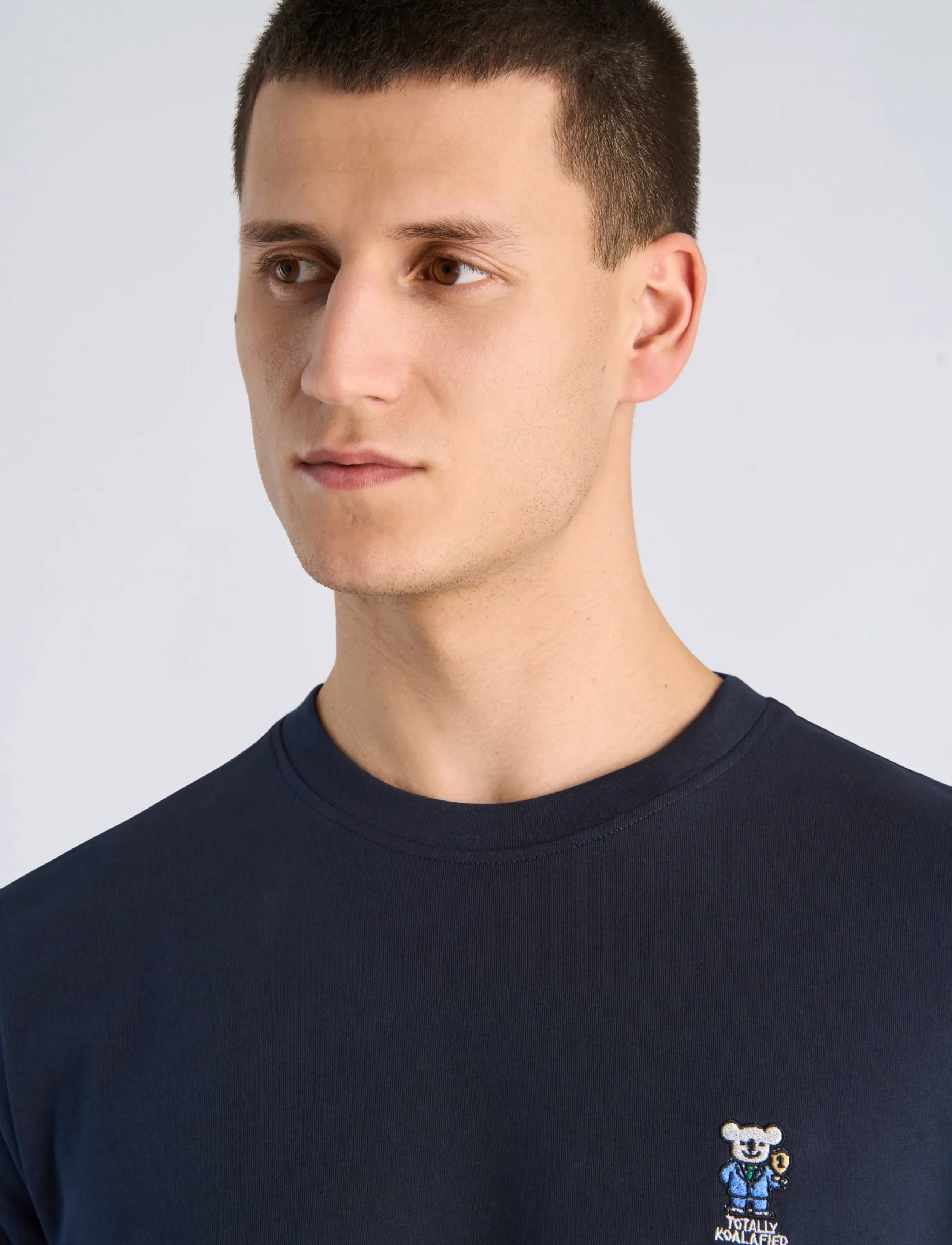 Lindbergh - Embroidery tee S/S - kortärmade t-shirts - navy coast - 5
