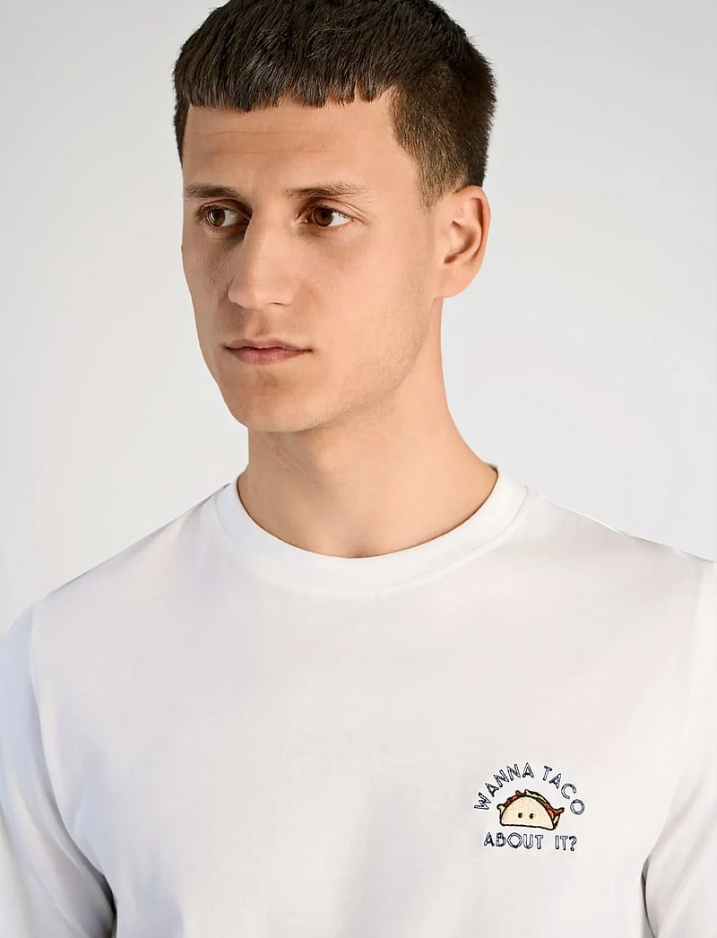Lindbergh - Embroidery tee S/S - kurzärmelig - stellar white - 5