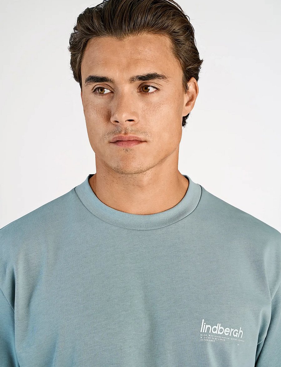 Lindbergh - Brand carrier oversize tee S/S - short-sleeved t-shirts - dk aqua - 5