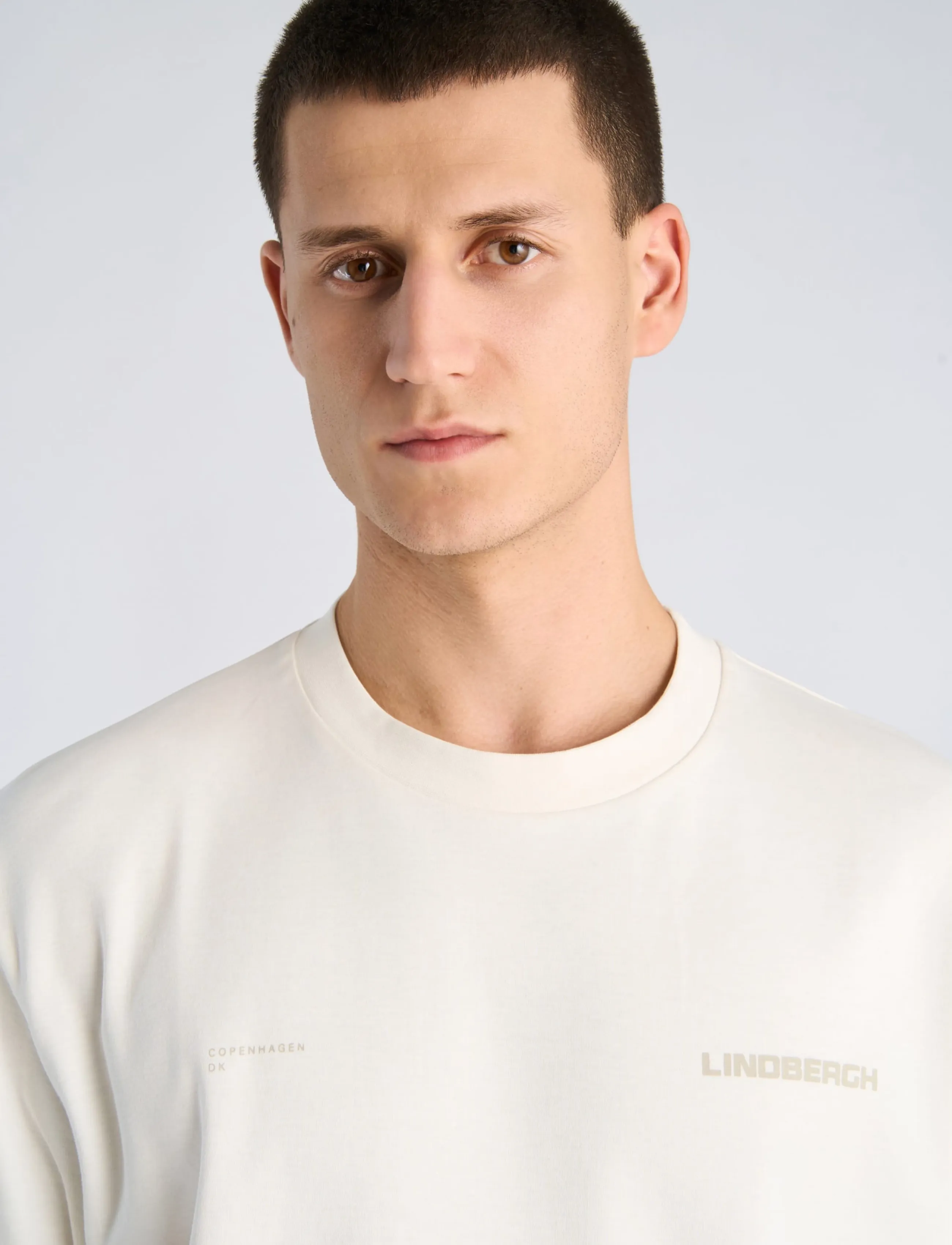 Lindbergh - O-neck logo oversized S/S - off white - 5