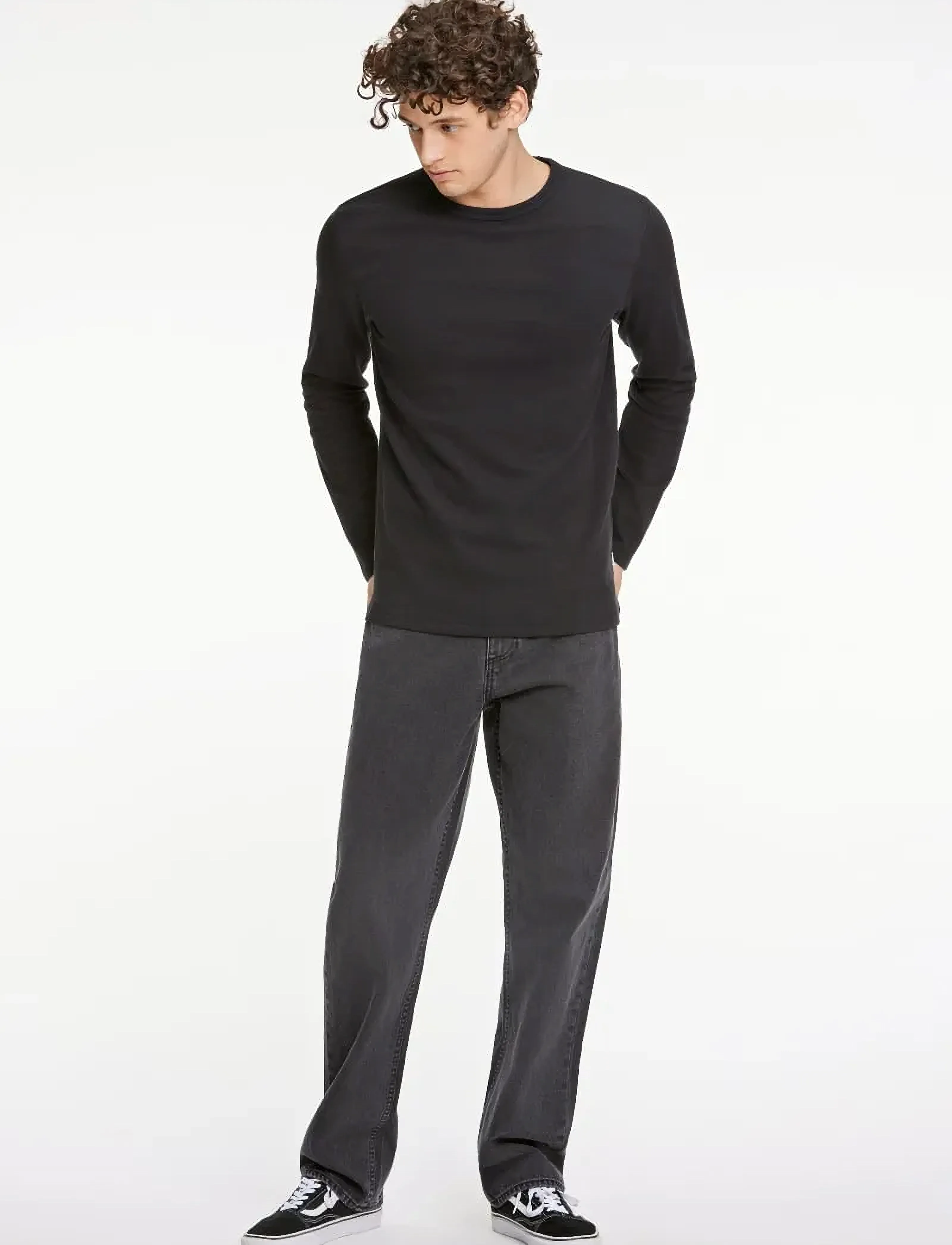 Lindbergh Basic o-neck tee L/S - 4 for 3 - BLACK / black