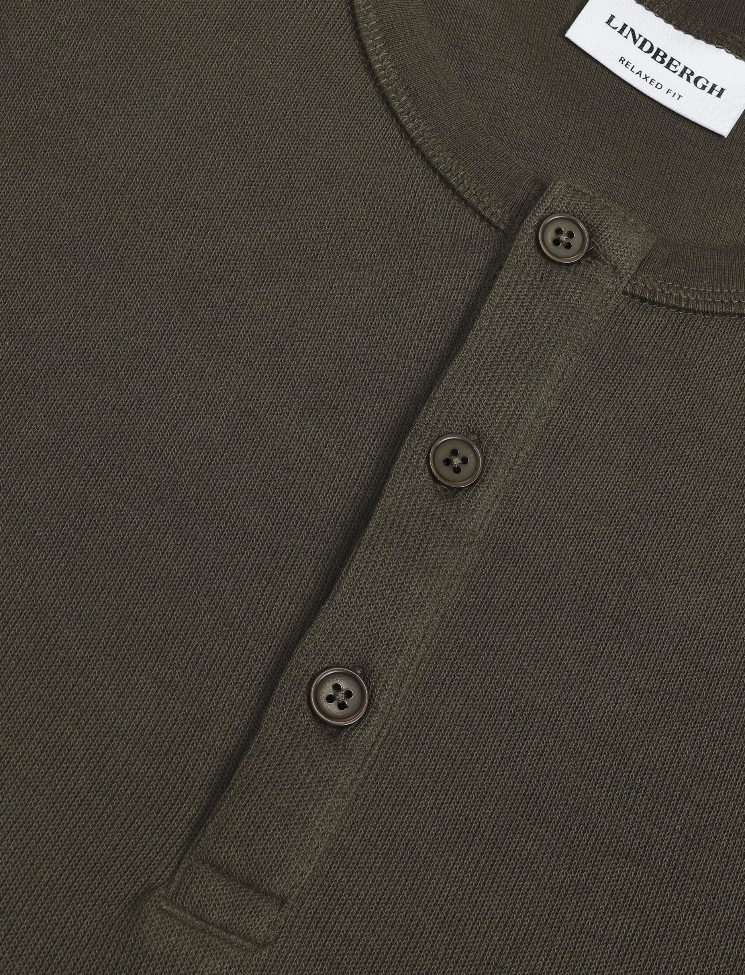 Lindbergh - Basic granddad tee L/S - langærmede t-shirts - black olive - 2
