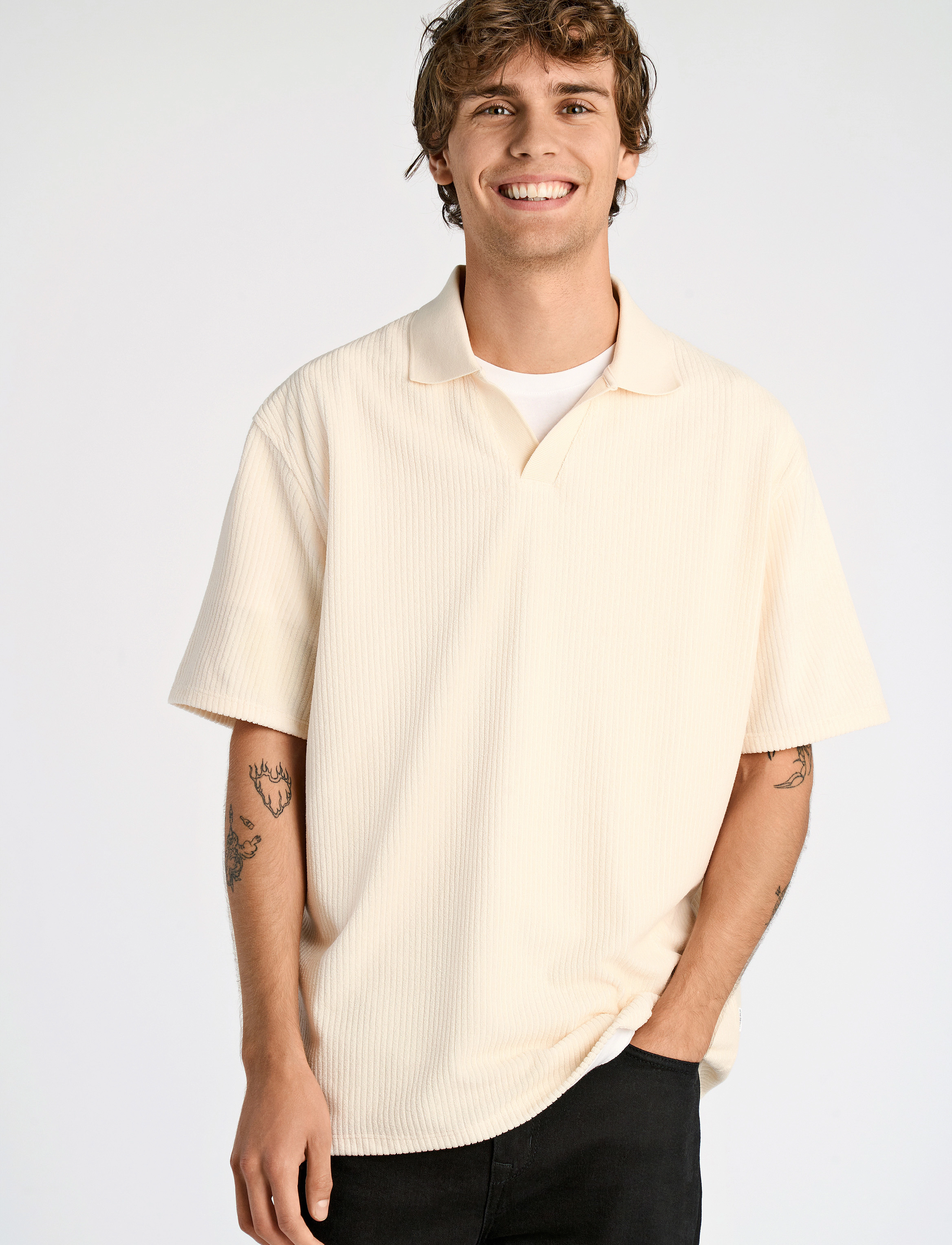 Lindbergh V-Neck Jacquard Polo S/S, XXL, Polos, Creme - Short-sleeved, Männerswear