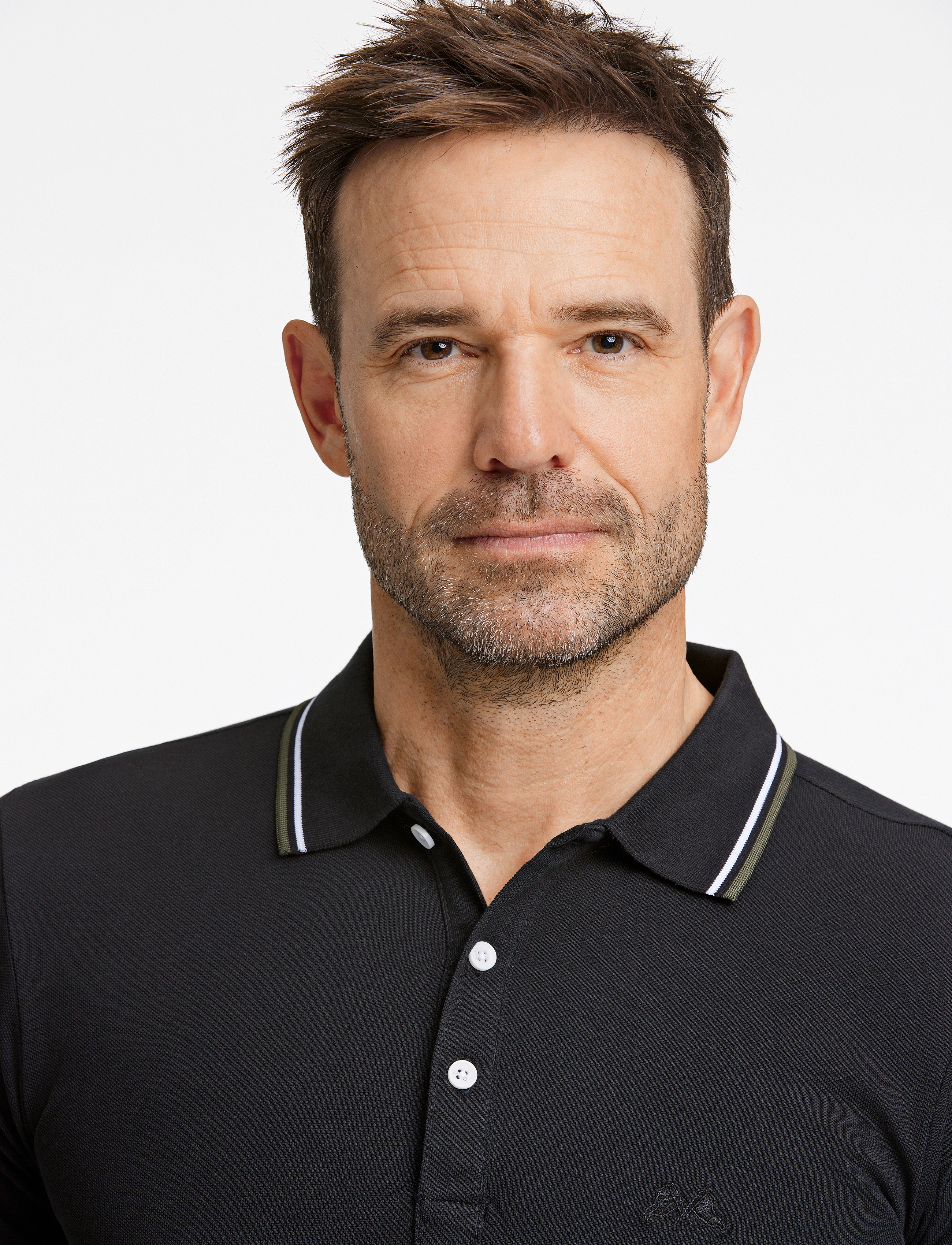 Lindbergh - Polo shirt with contrast piping - kortærmede poloer - black 124 - 5