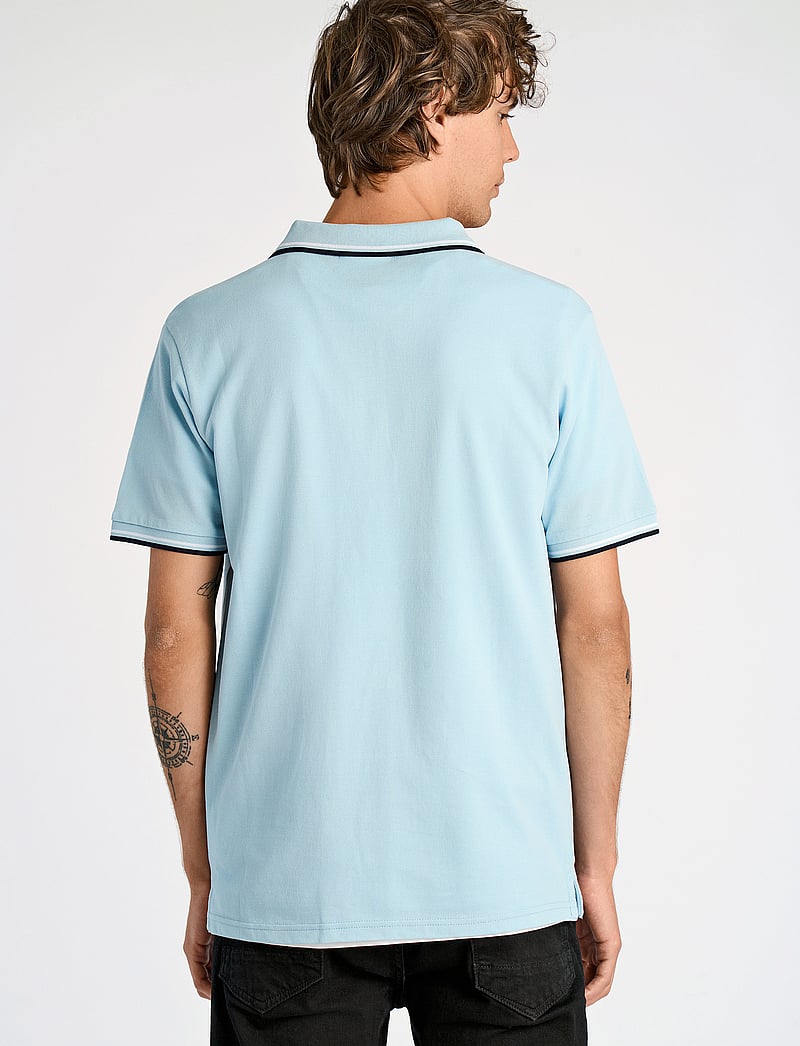 Lindbergh - Polo shirt with contrast piping - kortärmade pikéer - blue breeze - 3