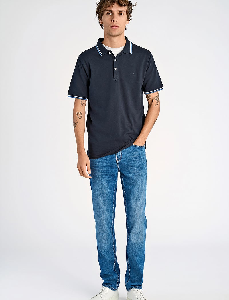 Lindbergh - Polo shirt with contrast piping - kortærmede poloer - navy 424 - 4