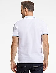 Lindbergh - Polo shirt with contrast piping - alhaisimmat hinnat - white 124 - 3