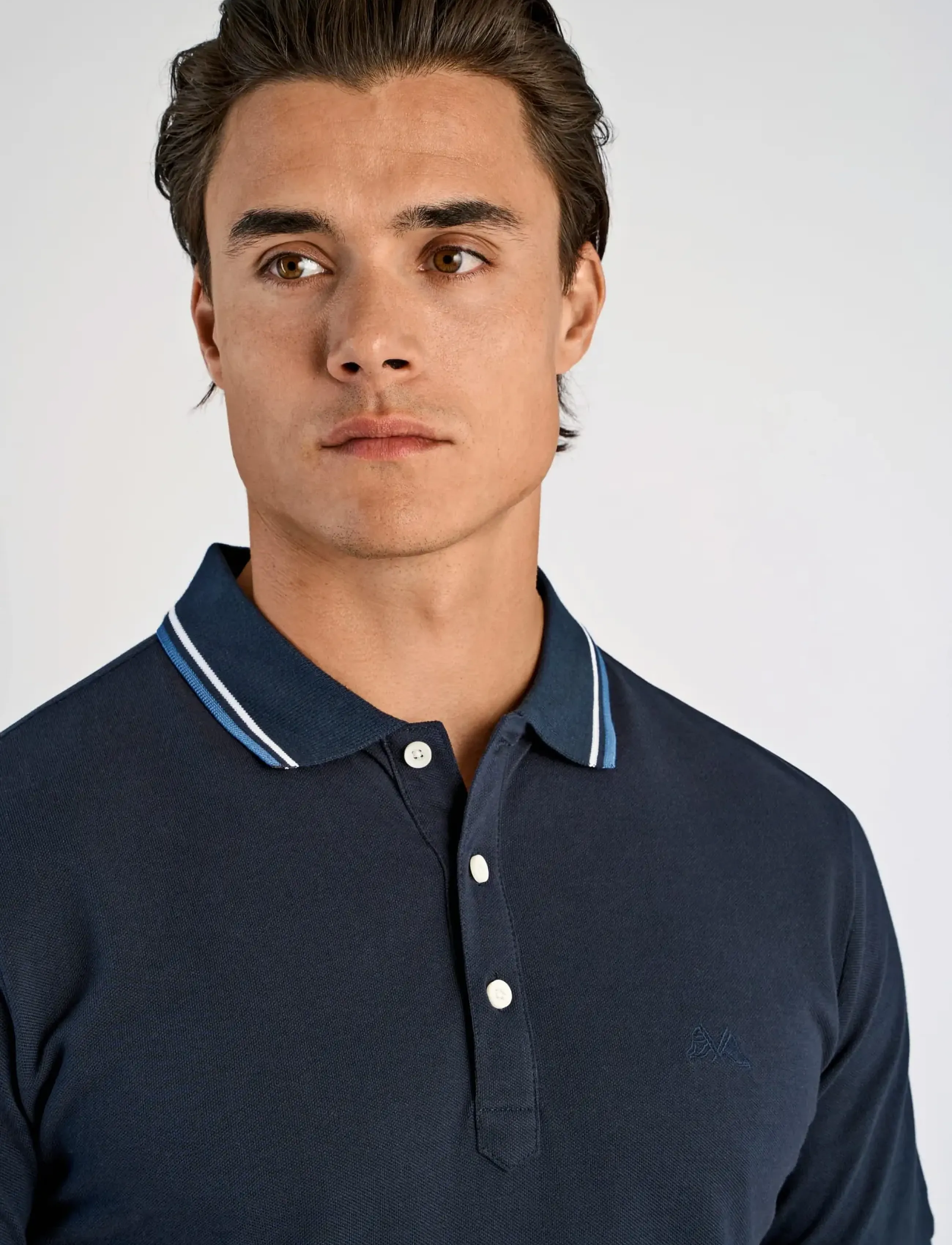 Polo Shirt With Contrast Piping 4