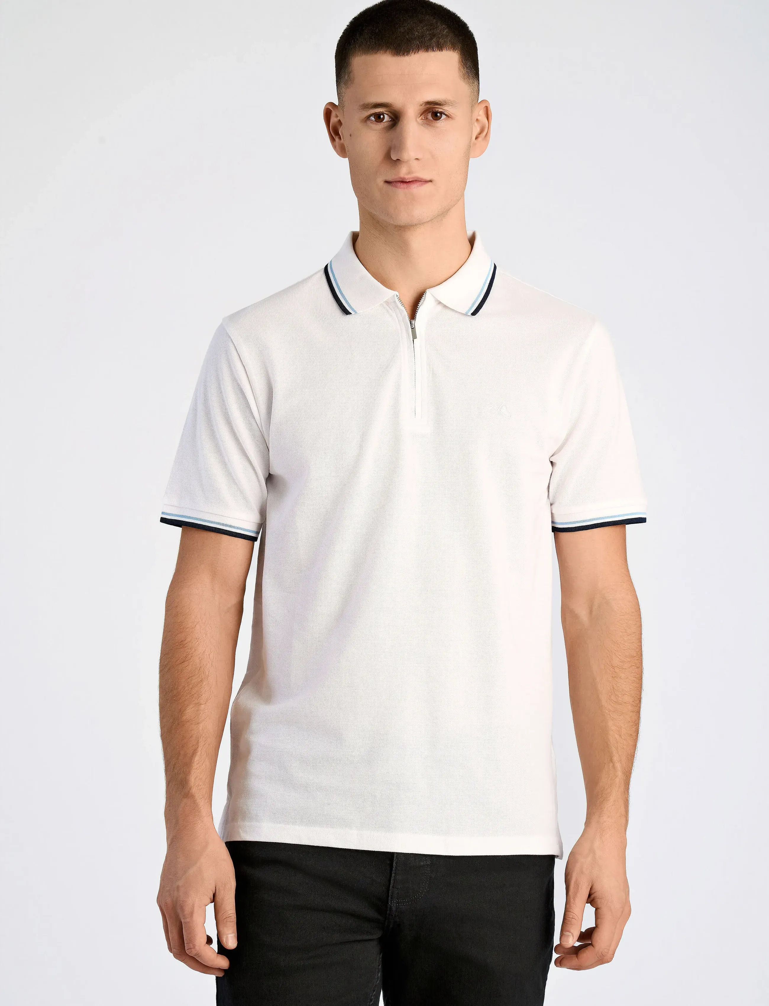 Lindbergh Polo pique w. contrast piping - Poloshirts - WHITE WAVE / white