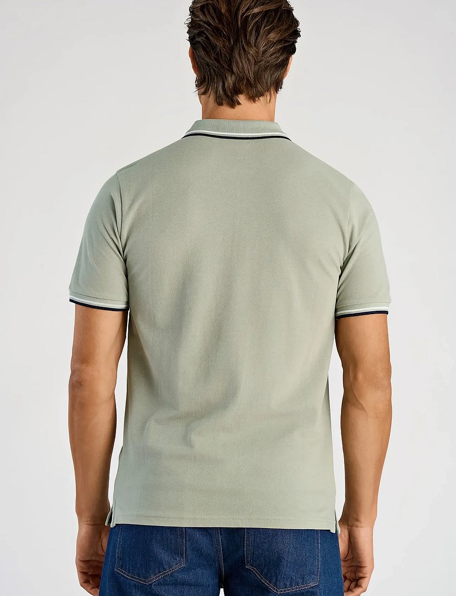 Lindbergh - Polo shirt w. contrast piping - kurzärmelig - sage green - 4