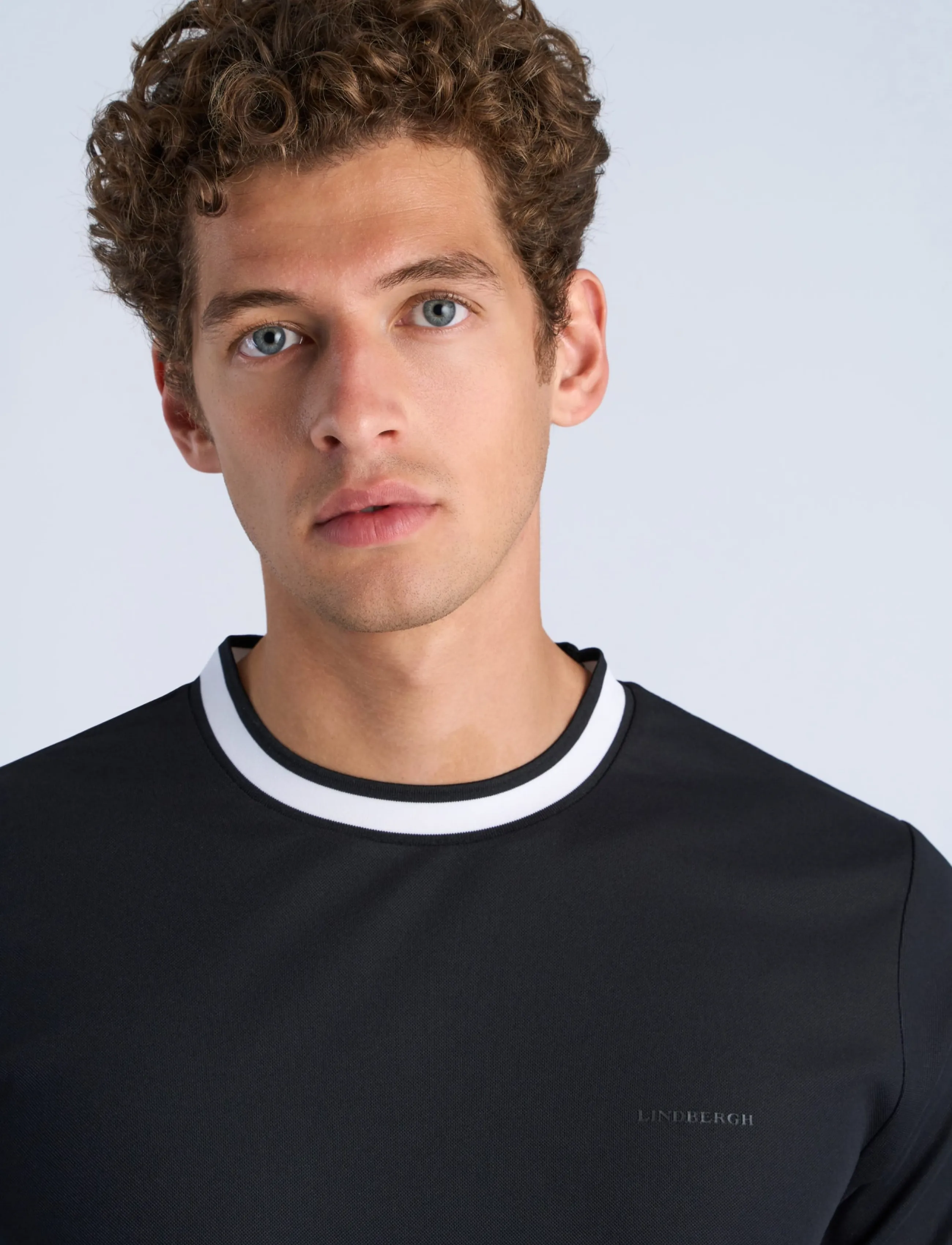 Lindbergh - Functional S/S tee - t-shirts - black - 5