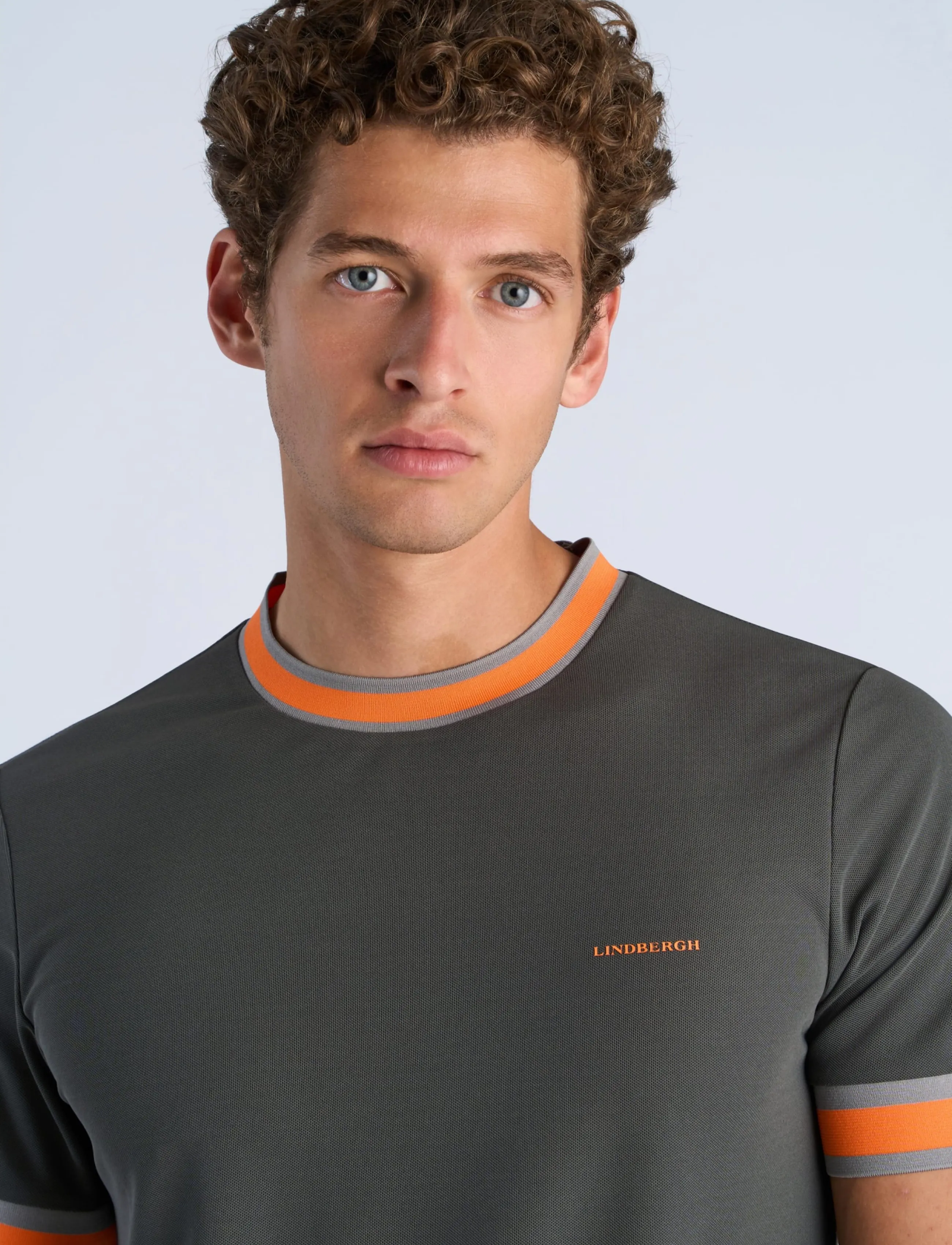 Lindbergh - Functional S/S tee - t-shirts - charcoal - 5