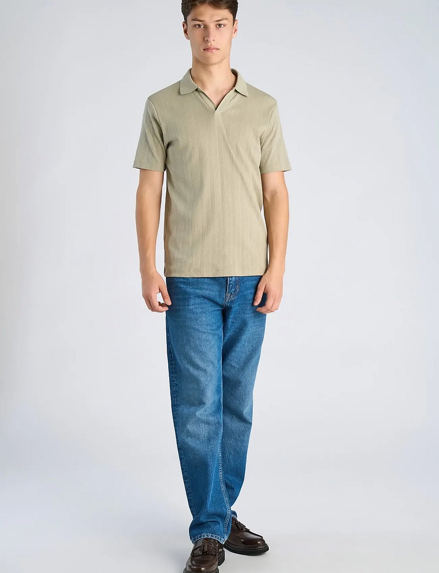 Lindbergh - Jacquard v-neck polo S/S - kurzärmelig - dusty olive - 0