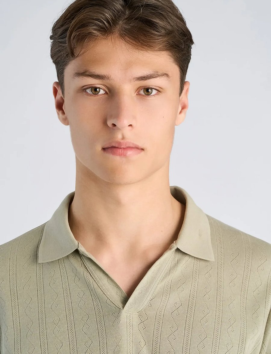 Lindbergh - Jacquard v-neck polo S/S - kurzärmelig - dusty olive - 5
