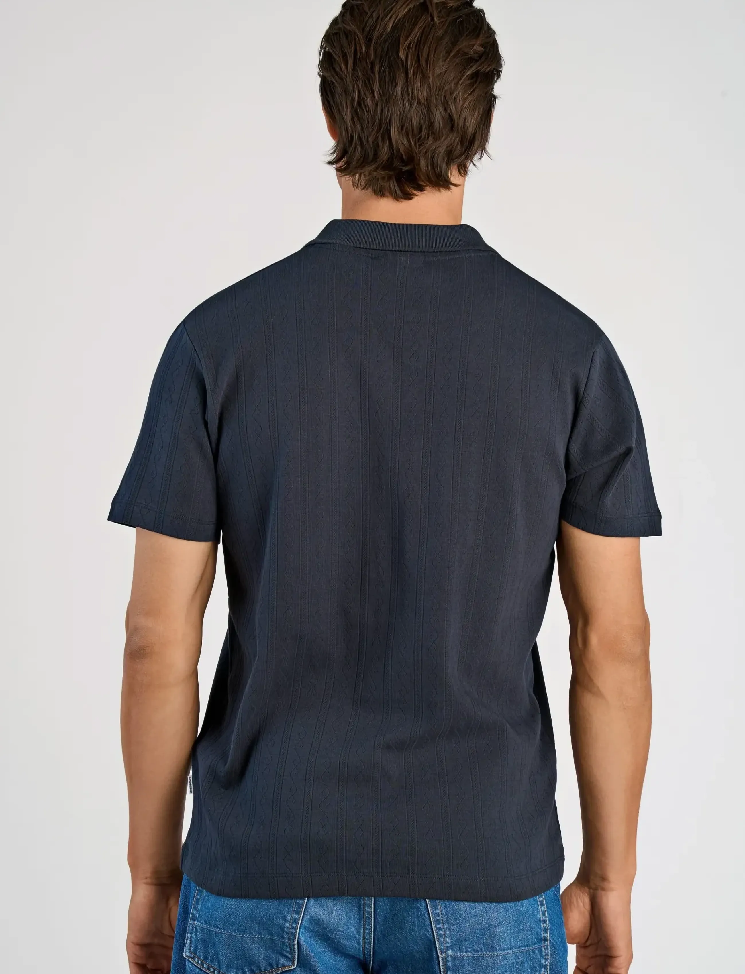 T-shirt 4