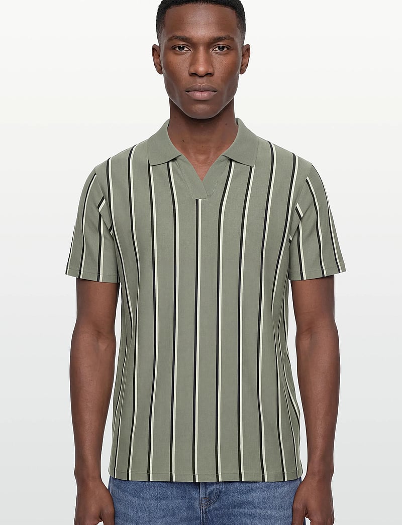 Lindbergh - Striped piqué polo shirt S/S - kurzärmelig - sage green - 3