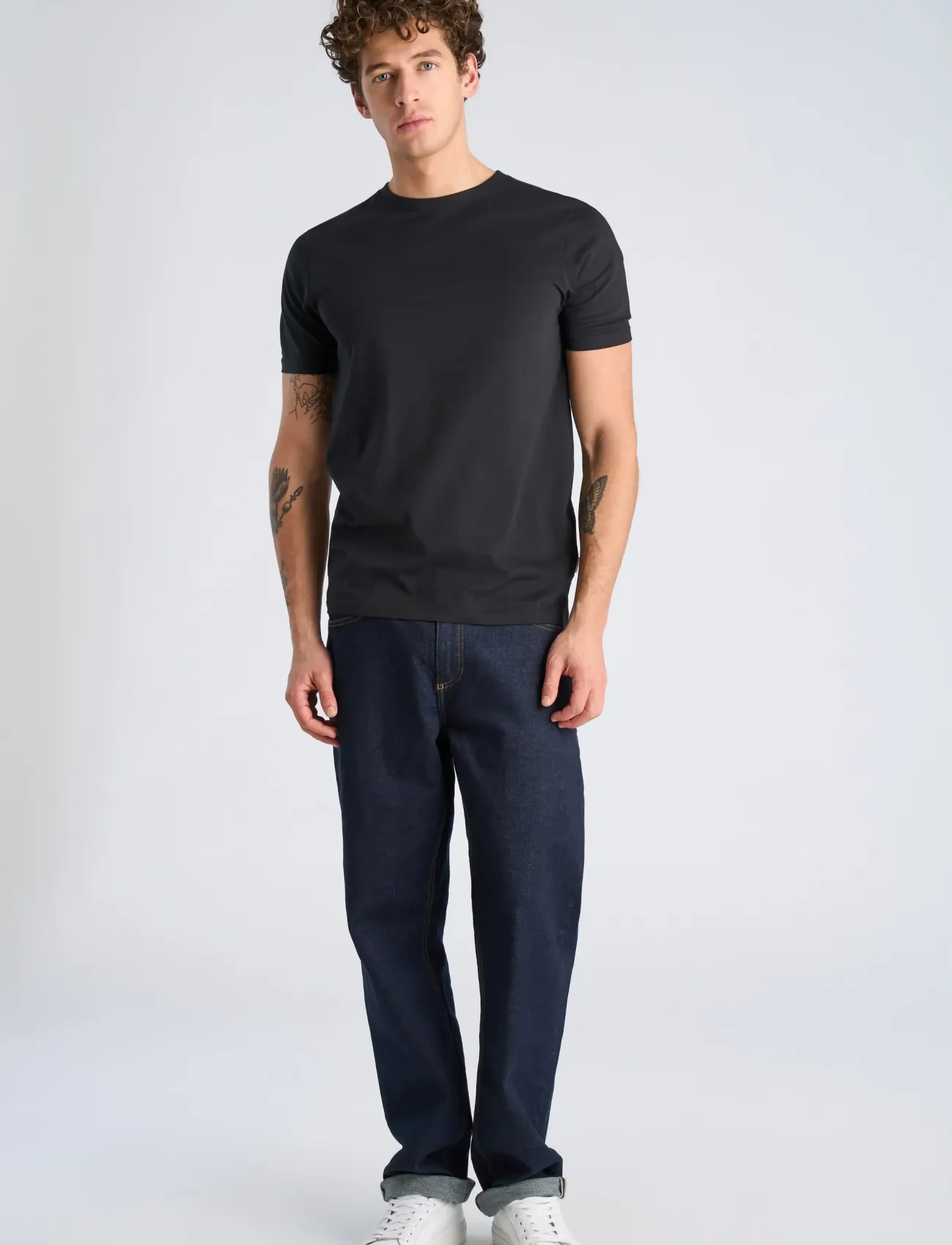 Lindbergh Basic o-neck tee S/S - T-shirts - BLACK / black