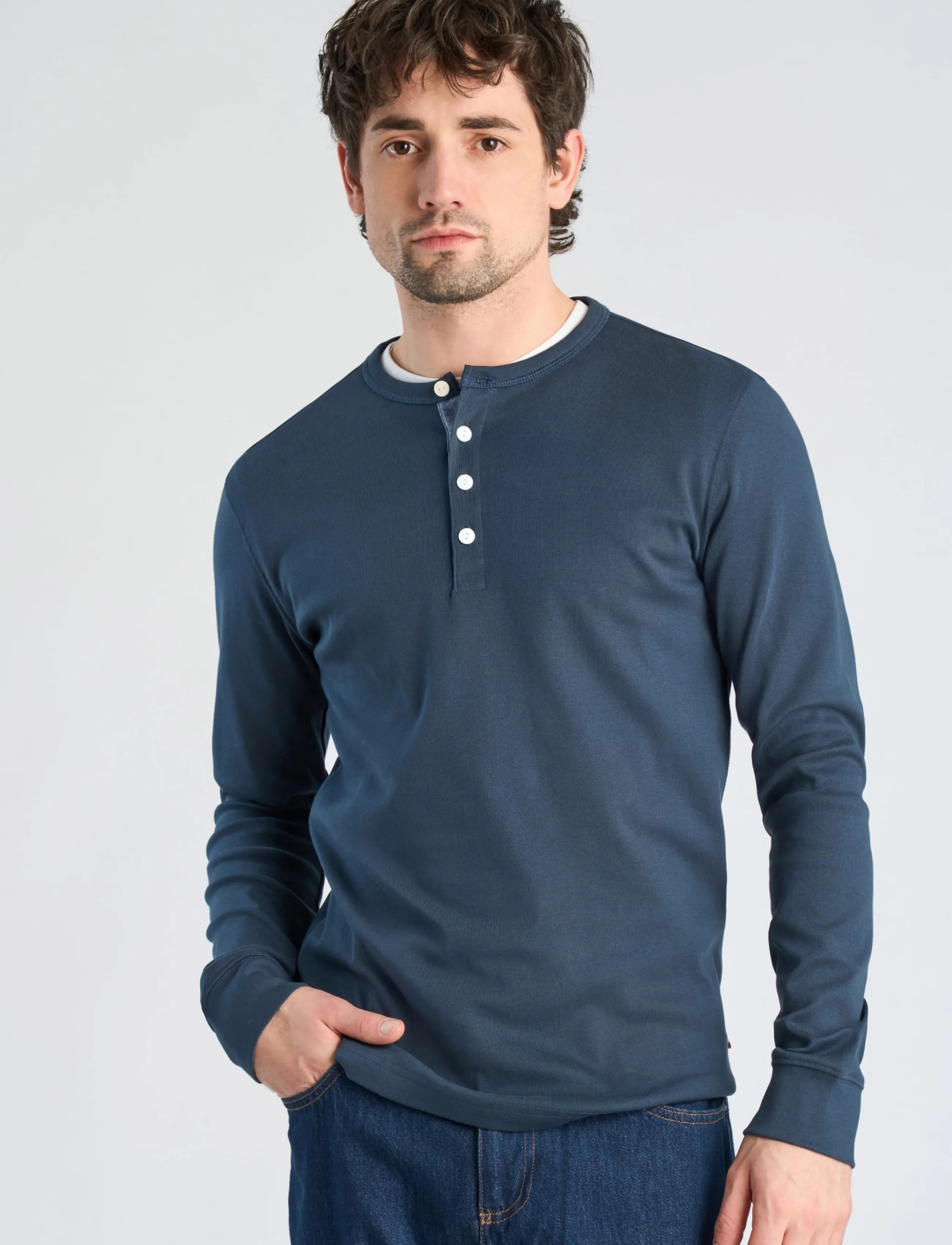 Lindbergh Solid Gradad W Contrast Fabric L/S långärmade t-shirts herr – bild 2
