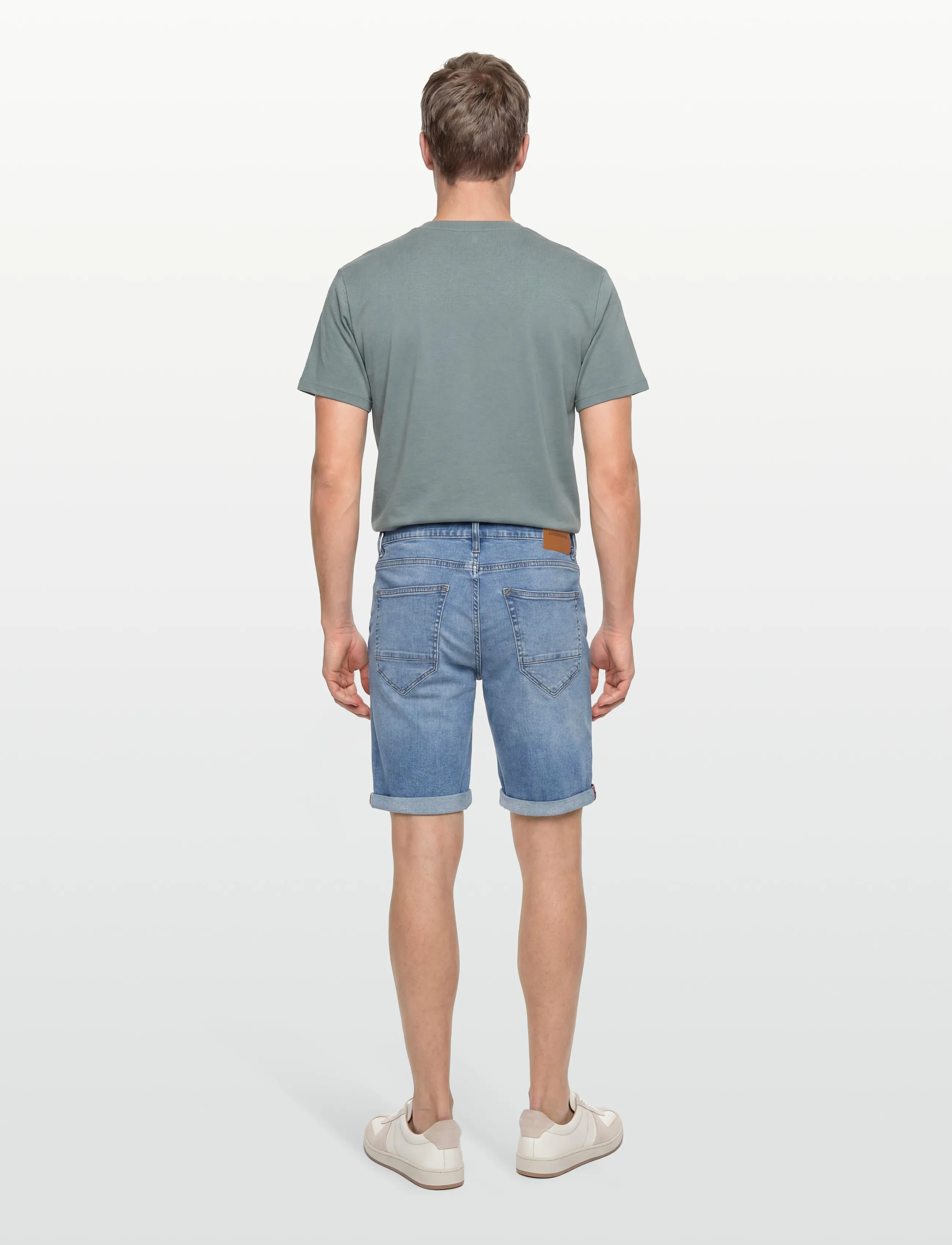 Lindbergh - Superflex denim shorts - jorts - pale blue - 4