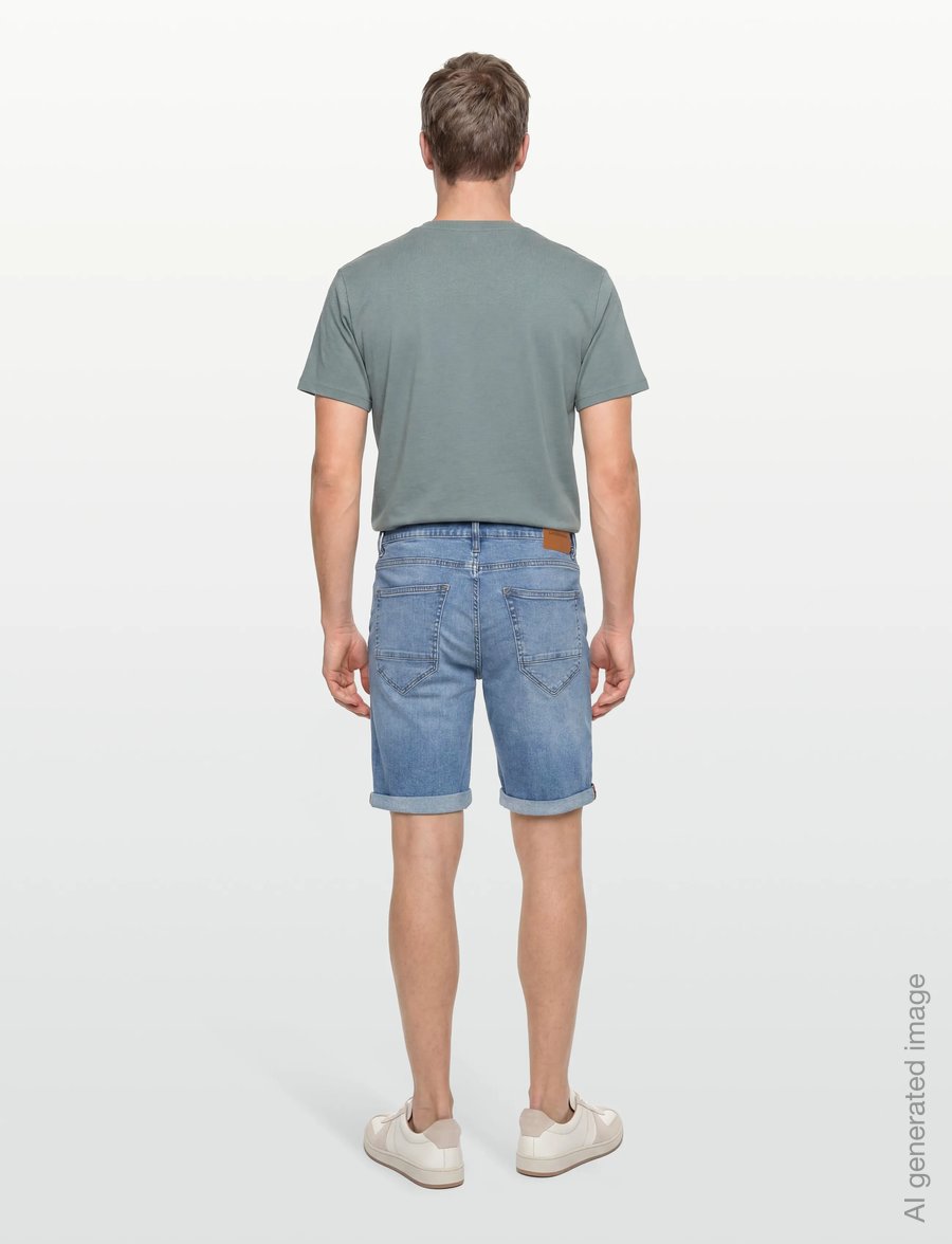 Lindbergh - Superflex denim shorts - lühikesed teksapüksid - pale blue - 4