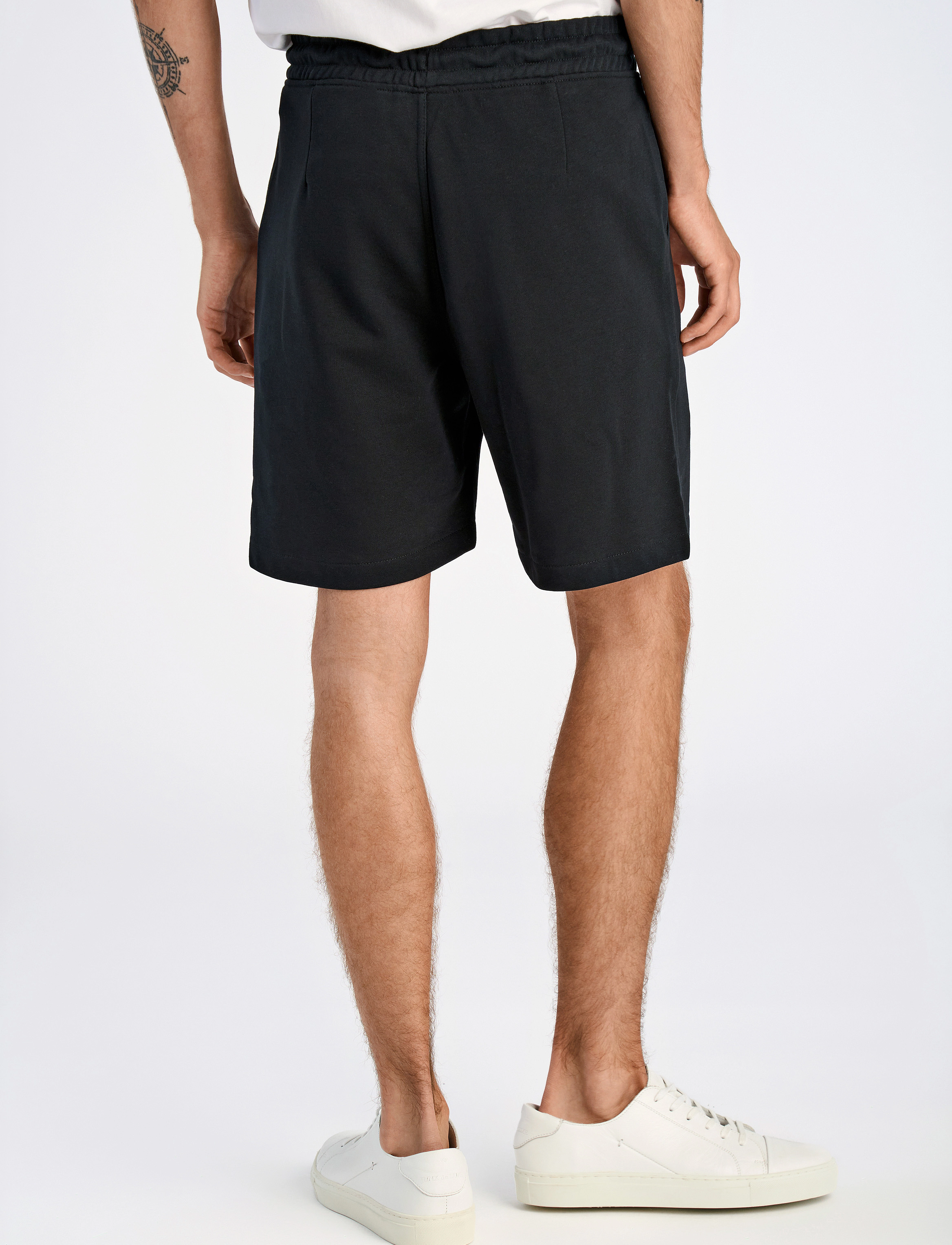 Lindbergh - Jersey drawstring shorts - lühikesed dressipüksid - black - 4