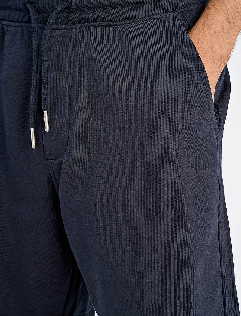 Lindbergh - Jersey drawstring shorts - lühikesed dressipüksid - navy - 5