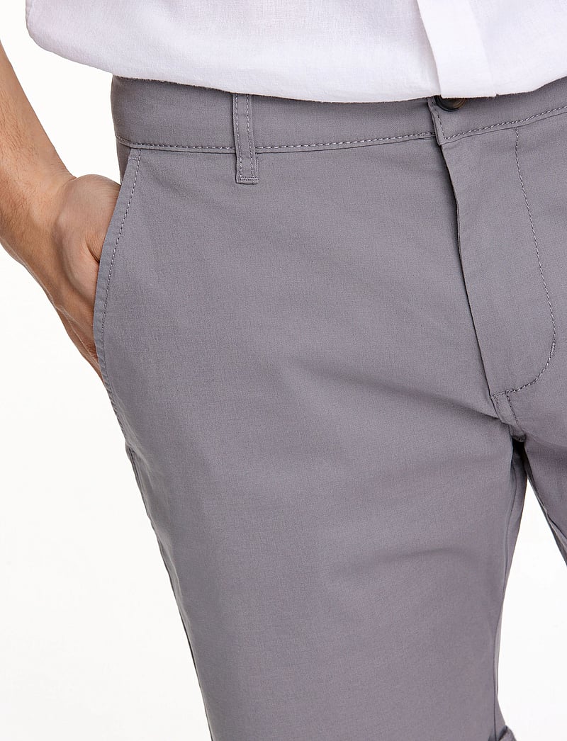 Lindbergh - Superflex chino shorts - chino-shortsit - dk grey - 5