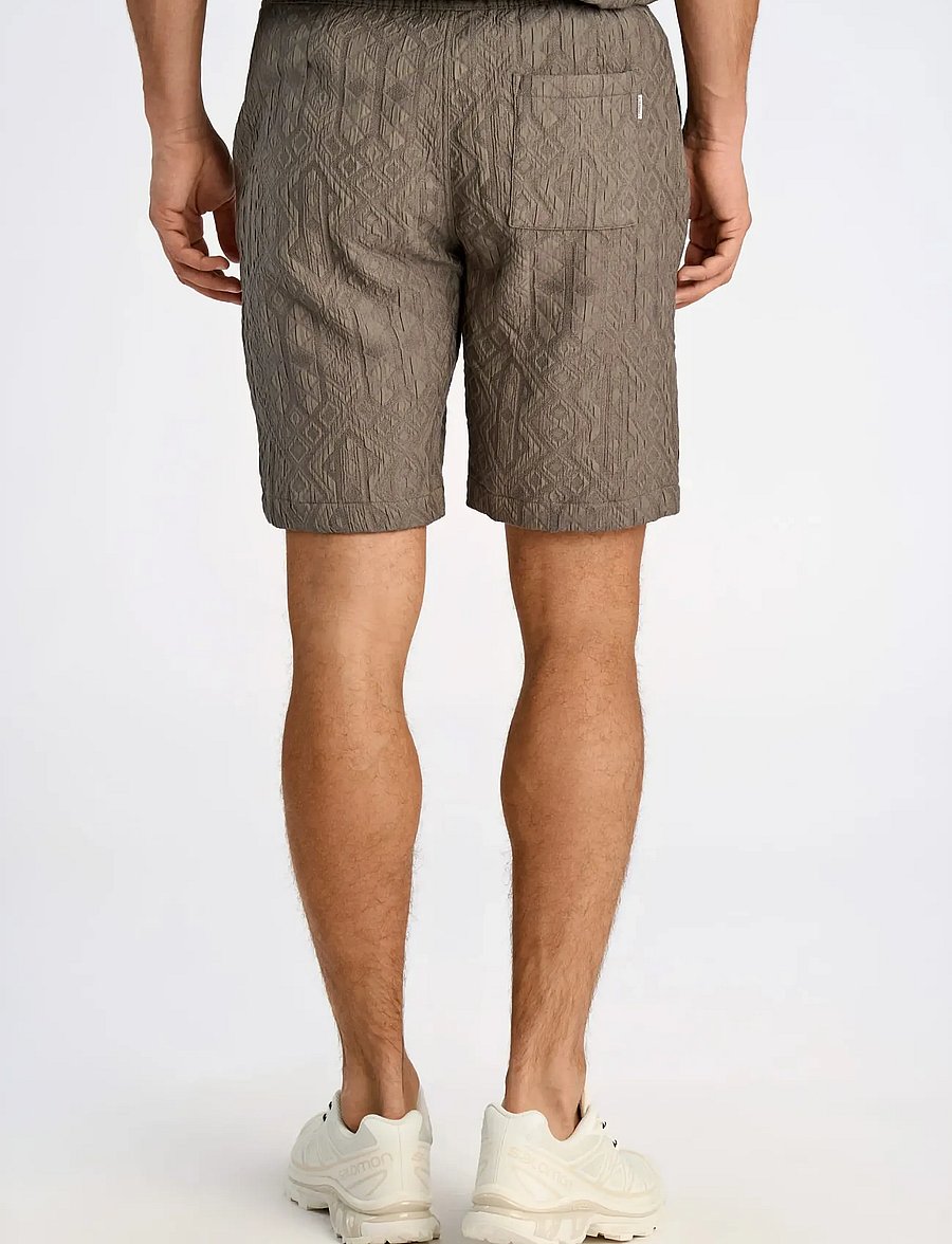 Lindbergh - Textured shorts - casual shorts - dk khaki - 4